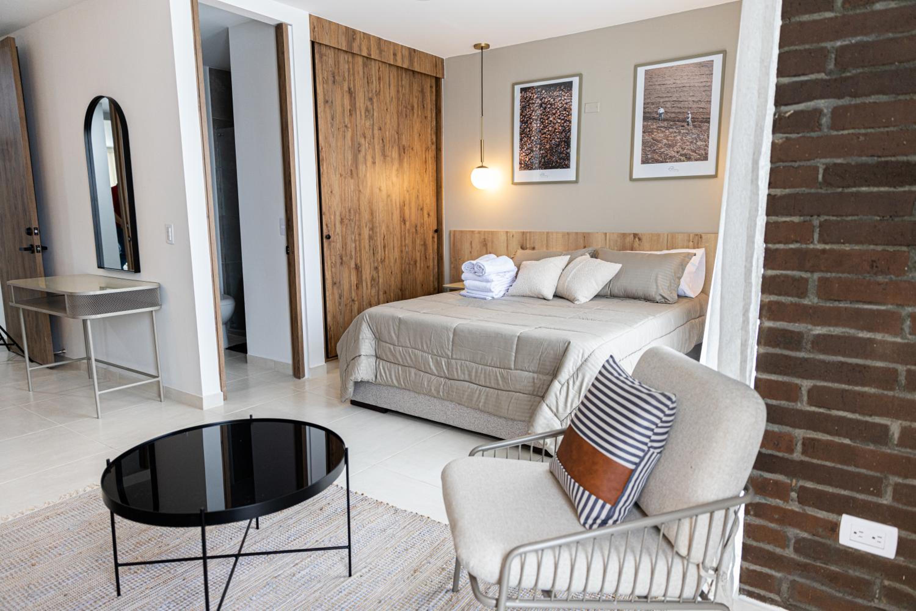 Deluxe Triple Room photo 1