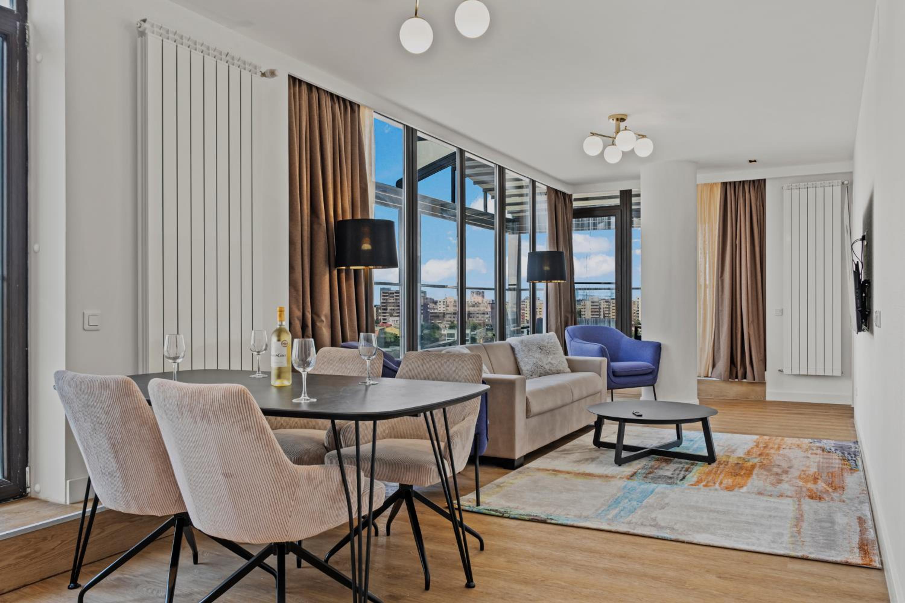 יוני 88 אפרטהוטל בוקרשט — Presidential Suite