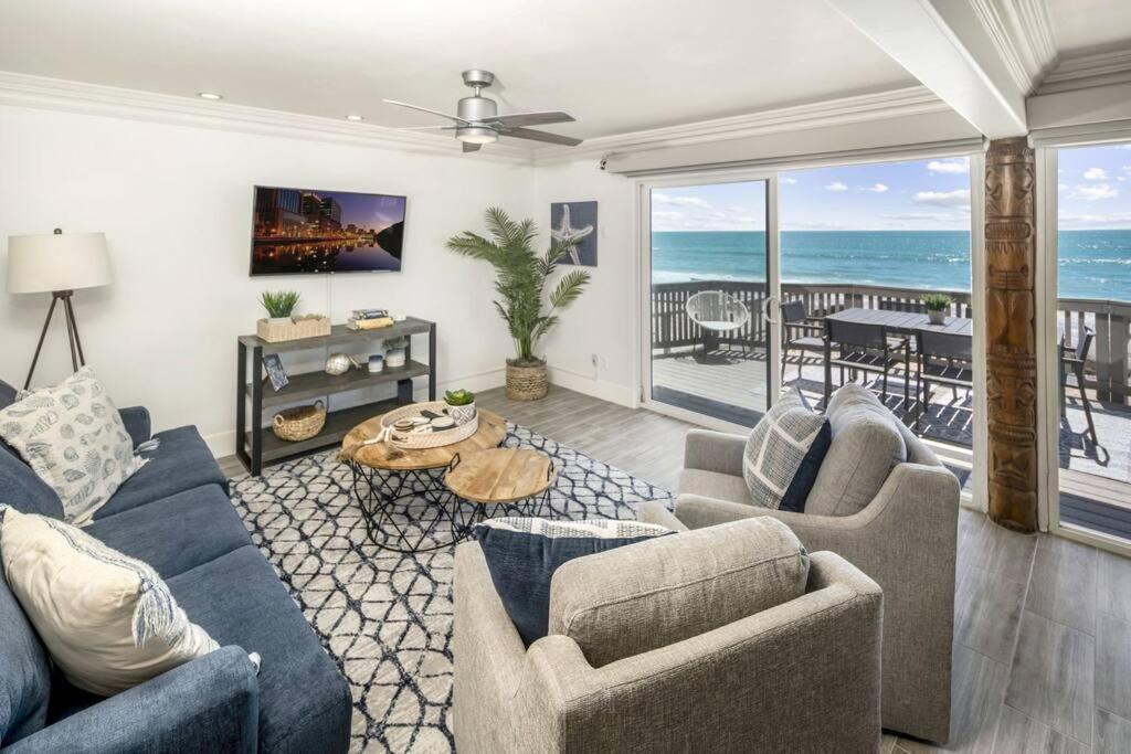 Three-Bedroom Apartment photo 1