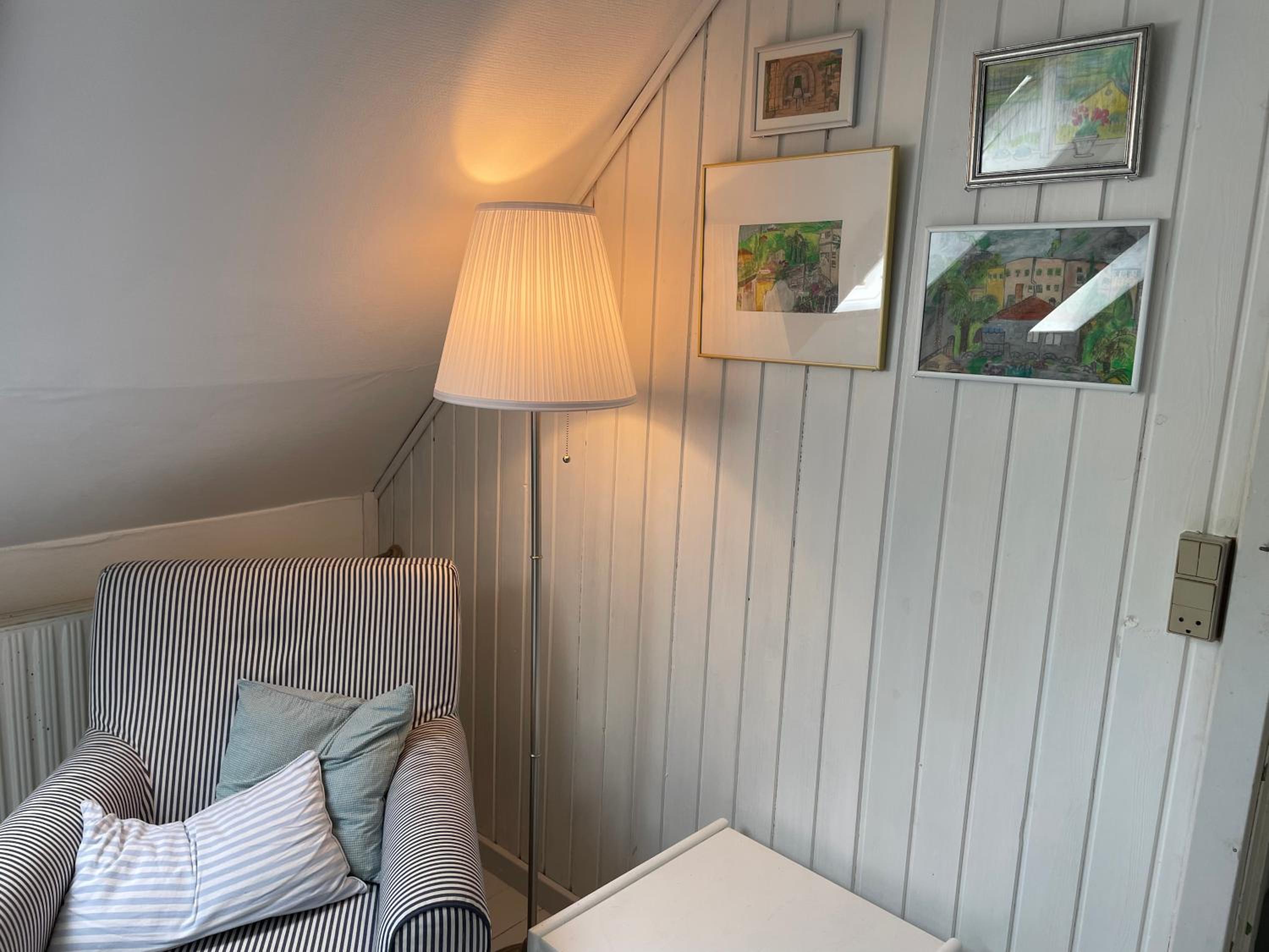 Four-Bedroom House - Photo 14