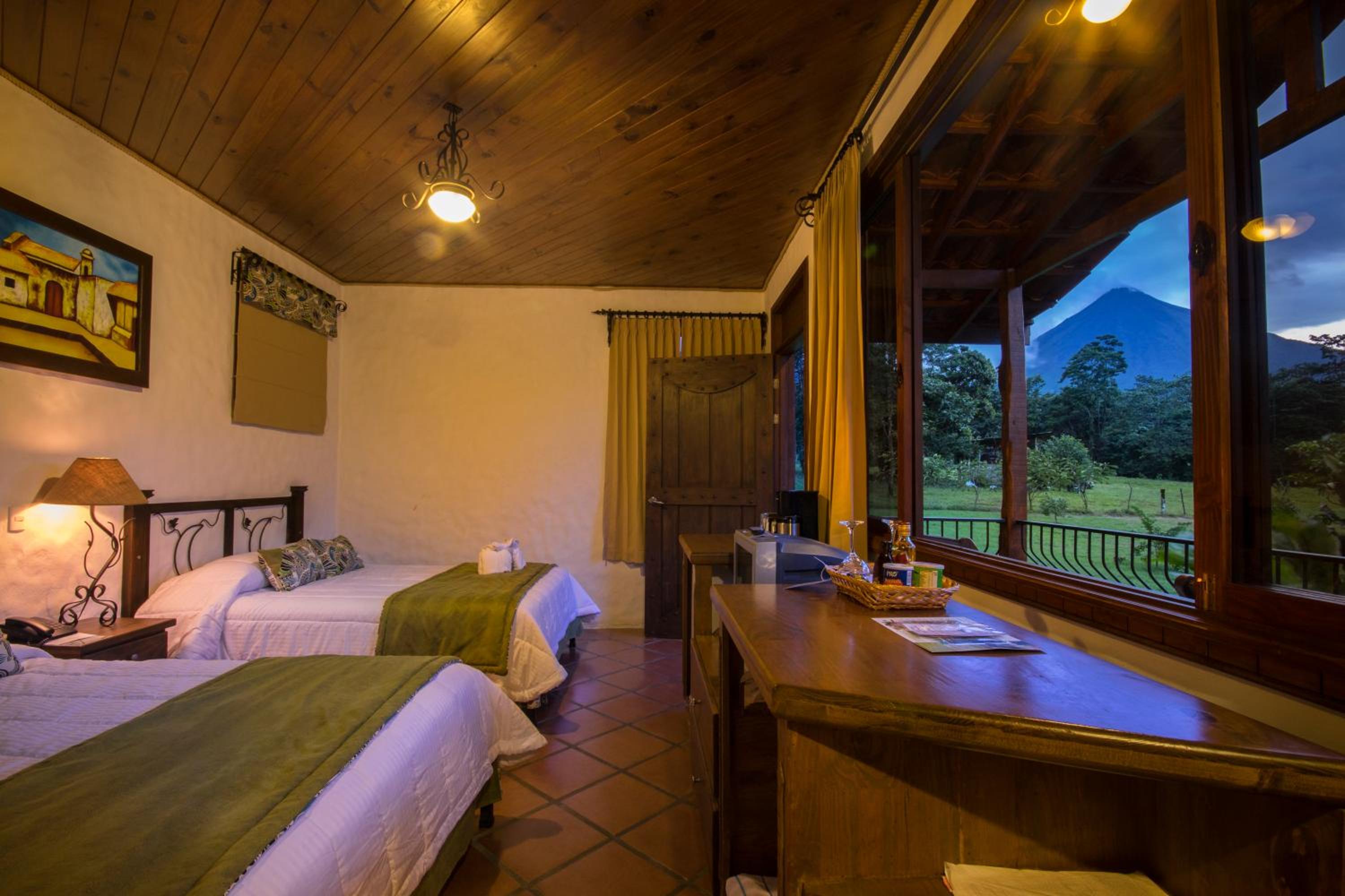 Standard Deluxe Room