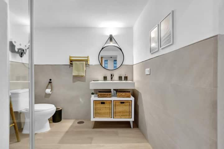 One-Bedroom House photo 3