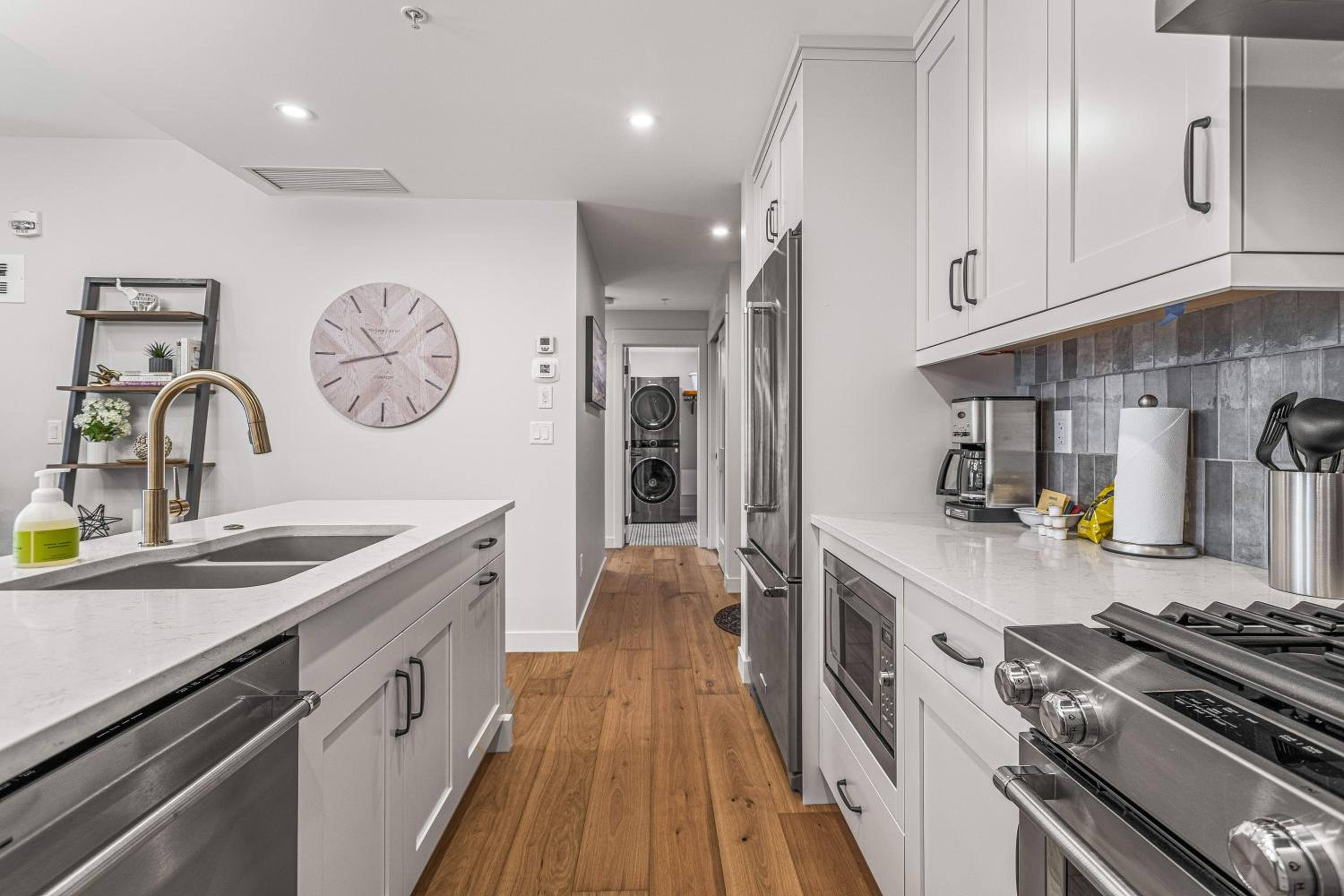308 - 2 Bedroom Premier Condo