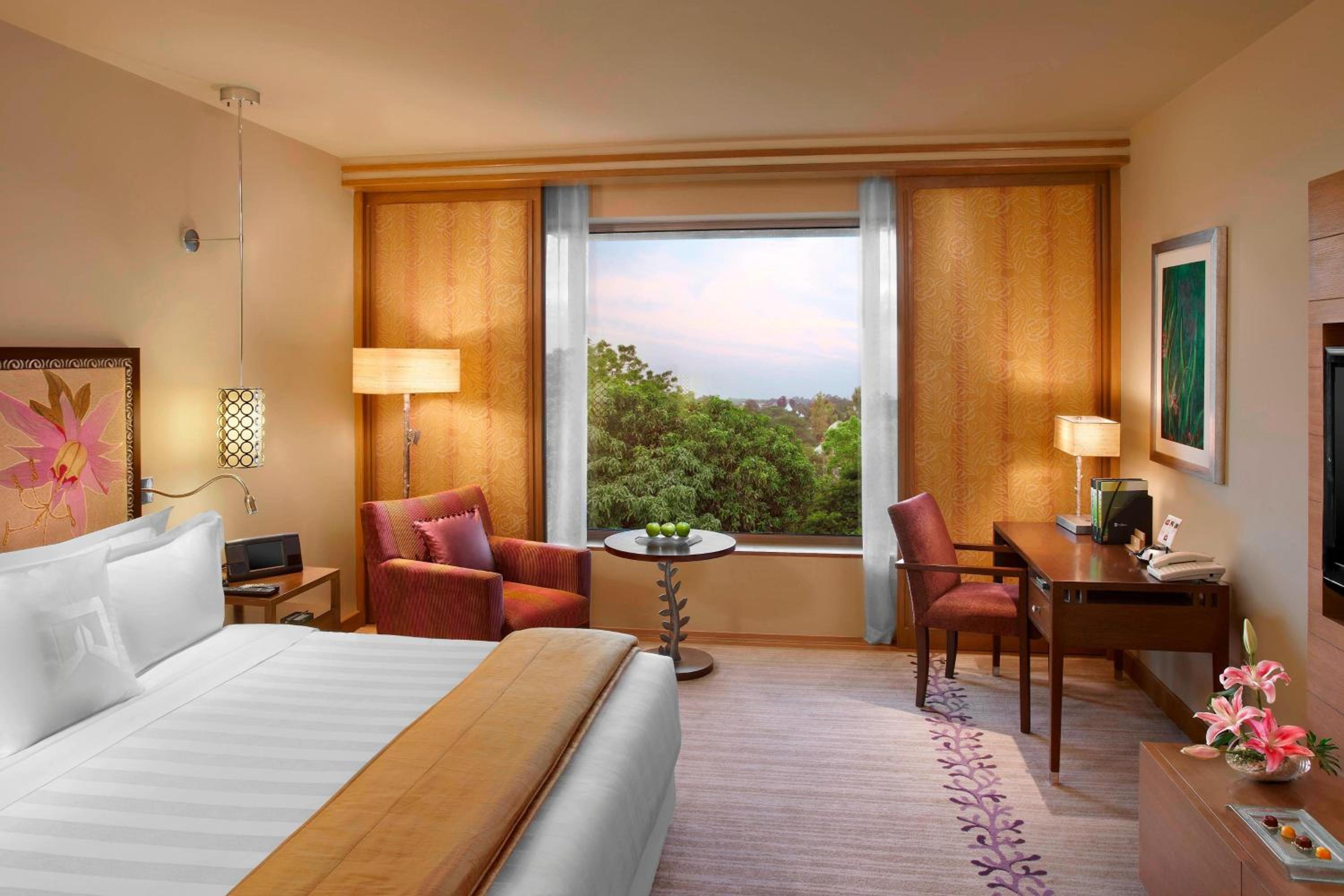 Towers room, Guest room, 1 Queen Towers room, Guest room, 1 Queen