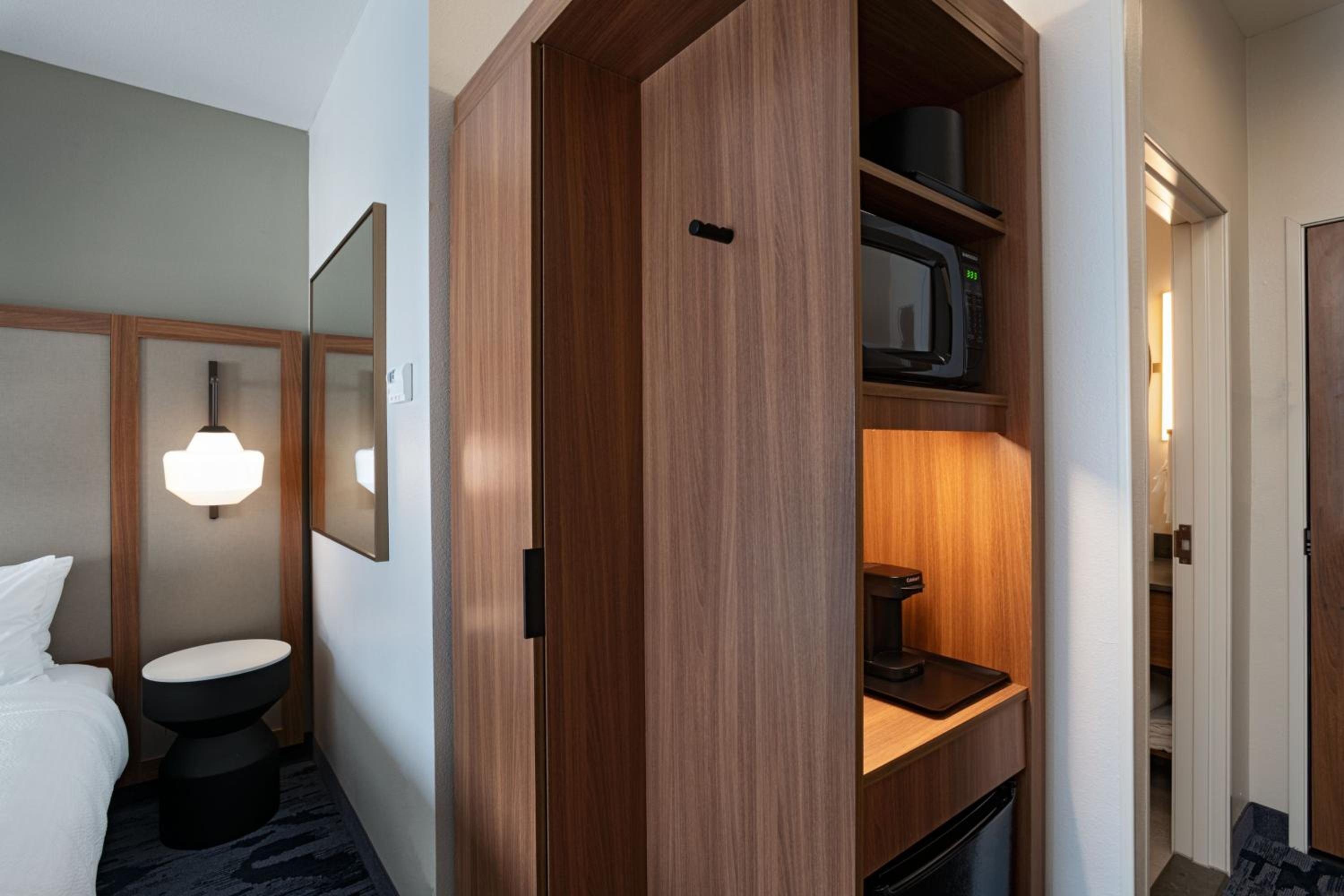 King Suite with Sofa Bed photo 2