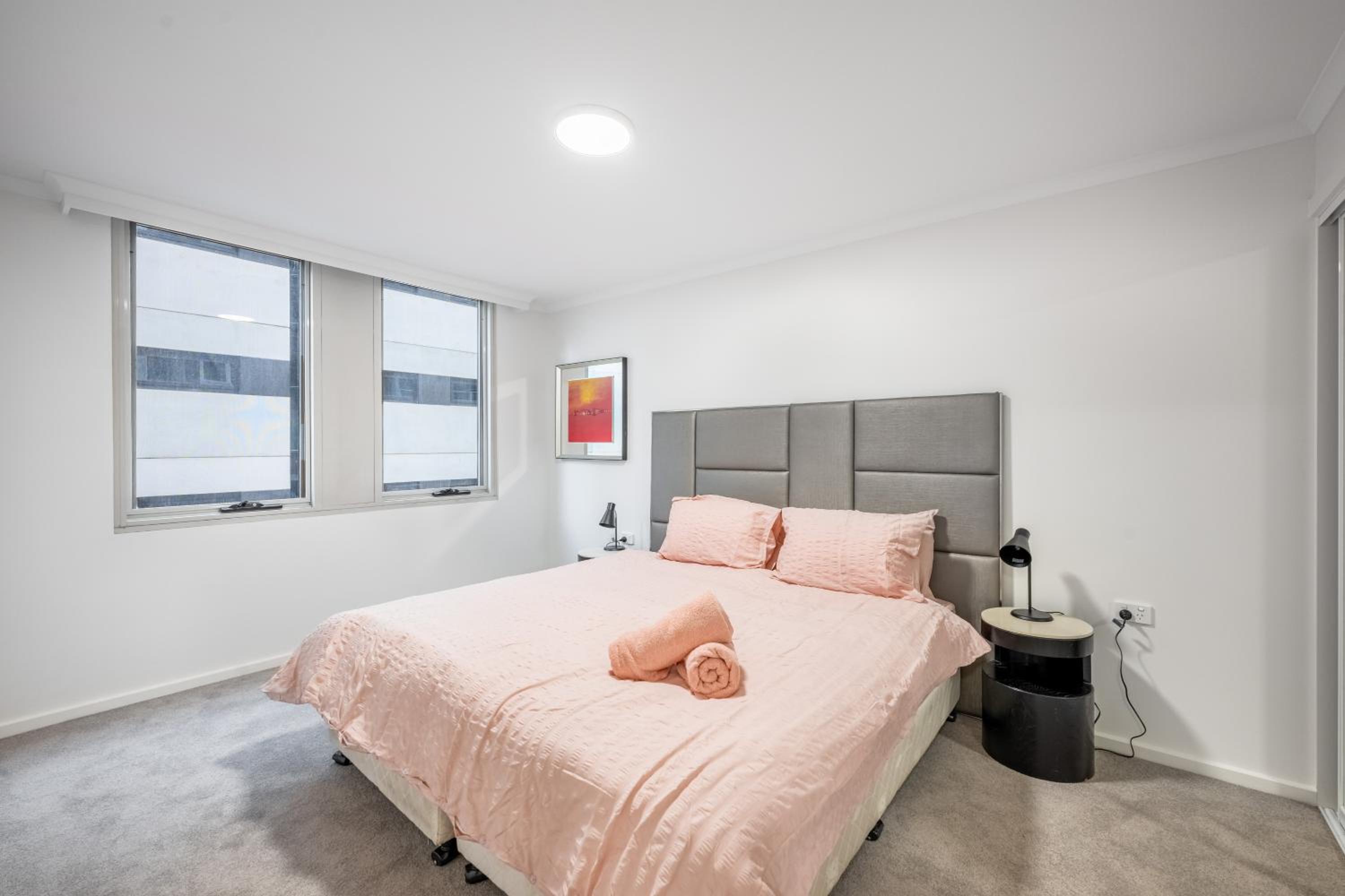 One-Bedroom Apartment With Balcony photo 1