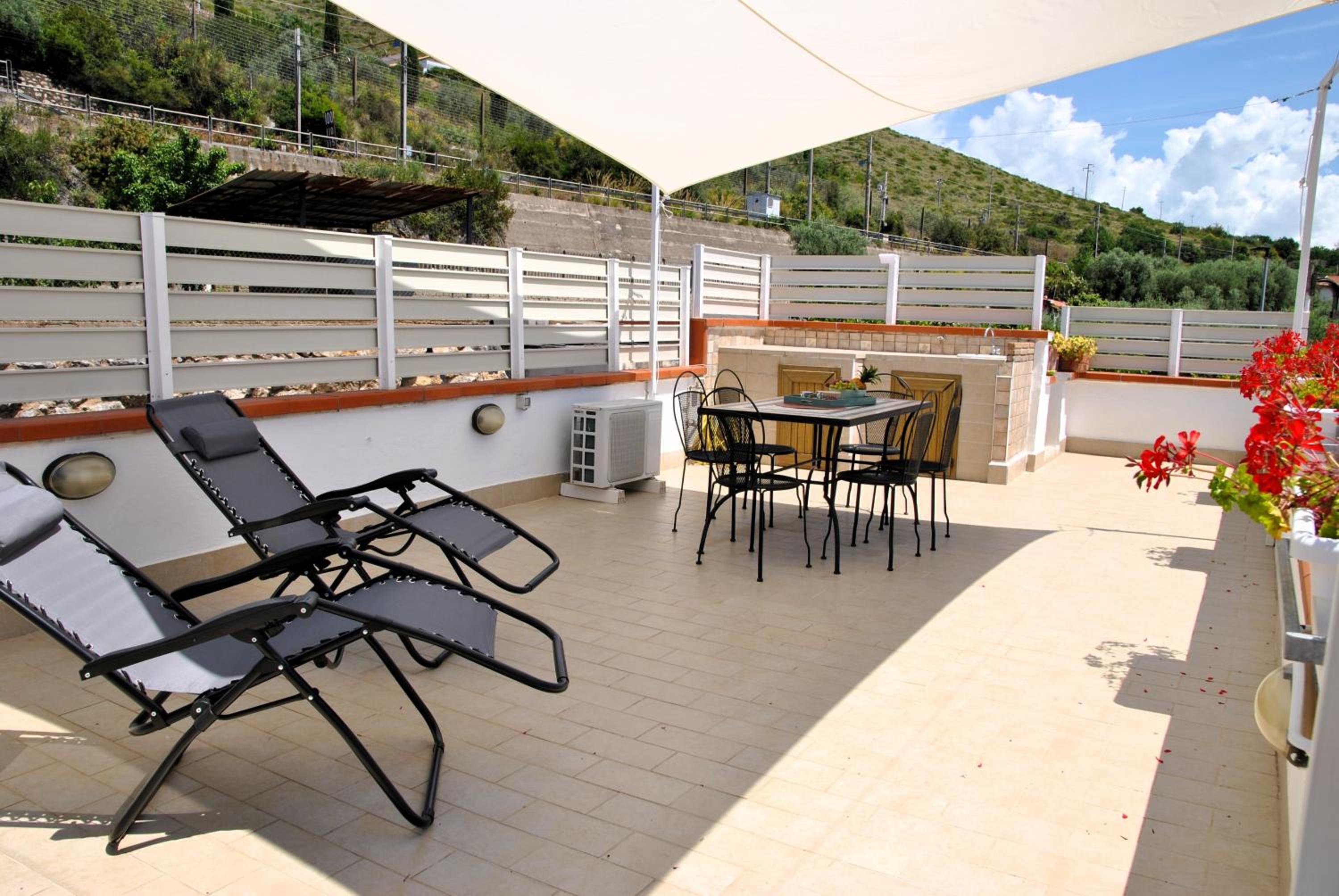 Holiday Home photo 2