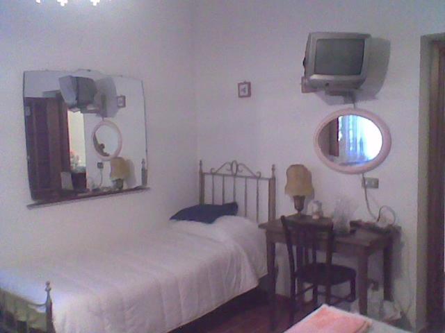 Quadruple Room - Photo 7