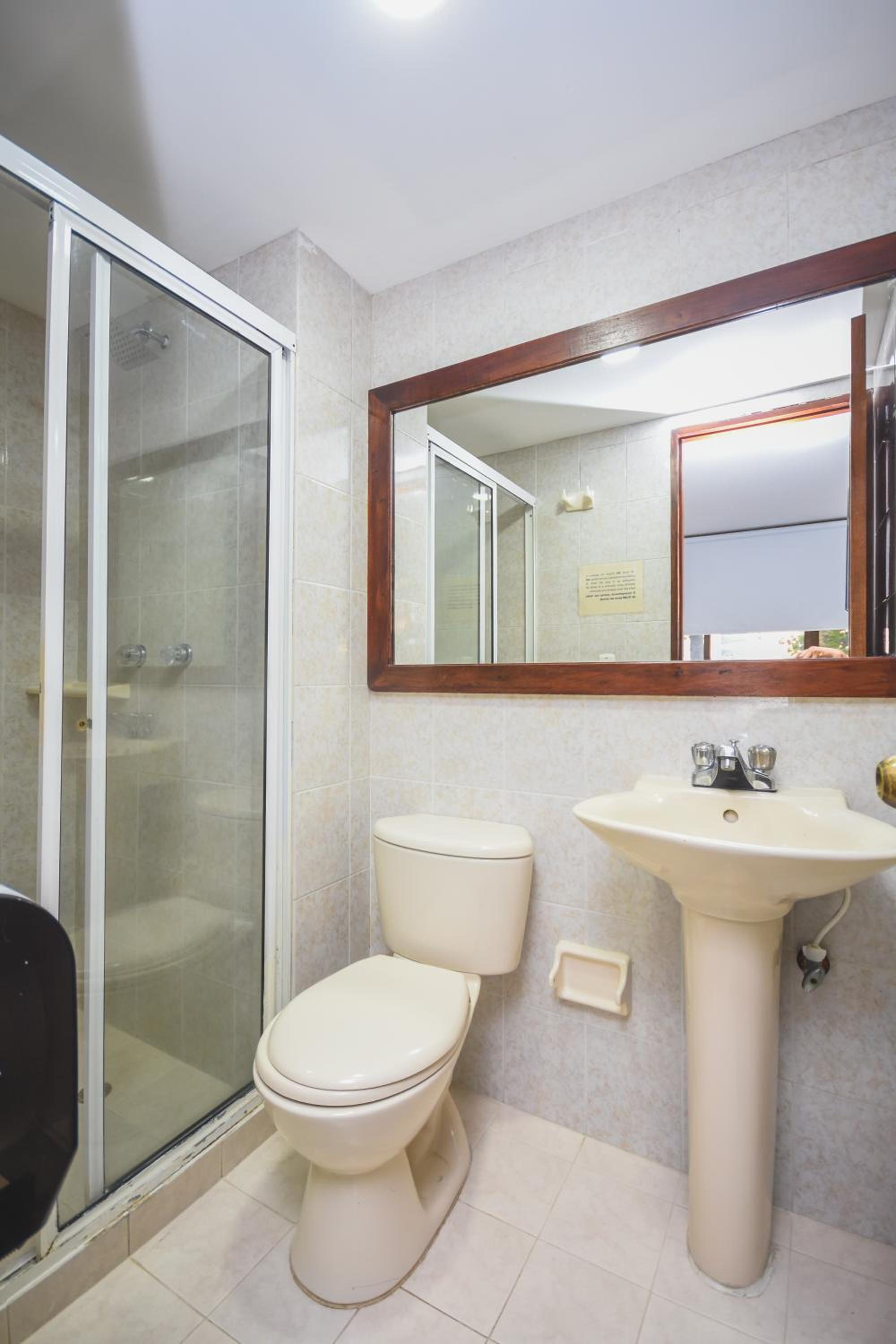 Standard Double Room — the supplier's photographs — photo 2