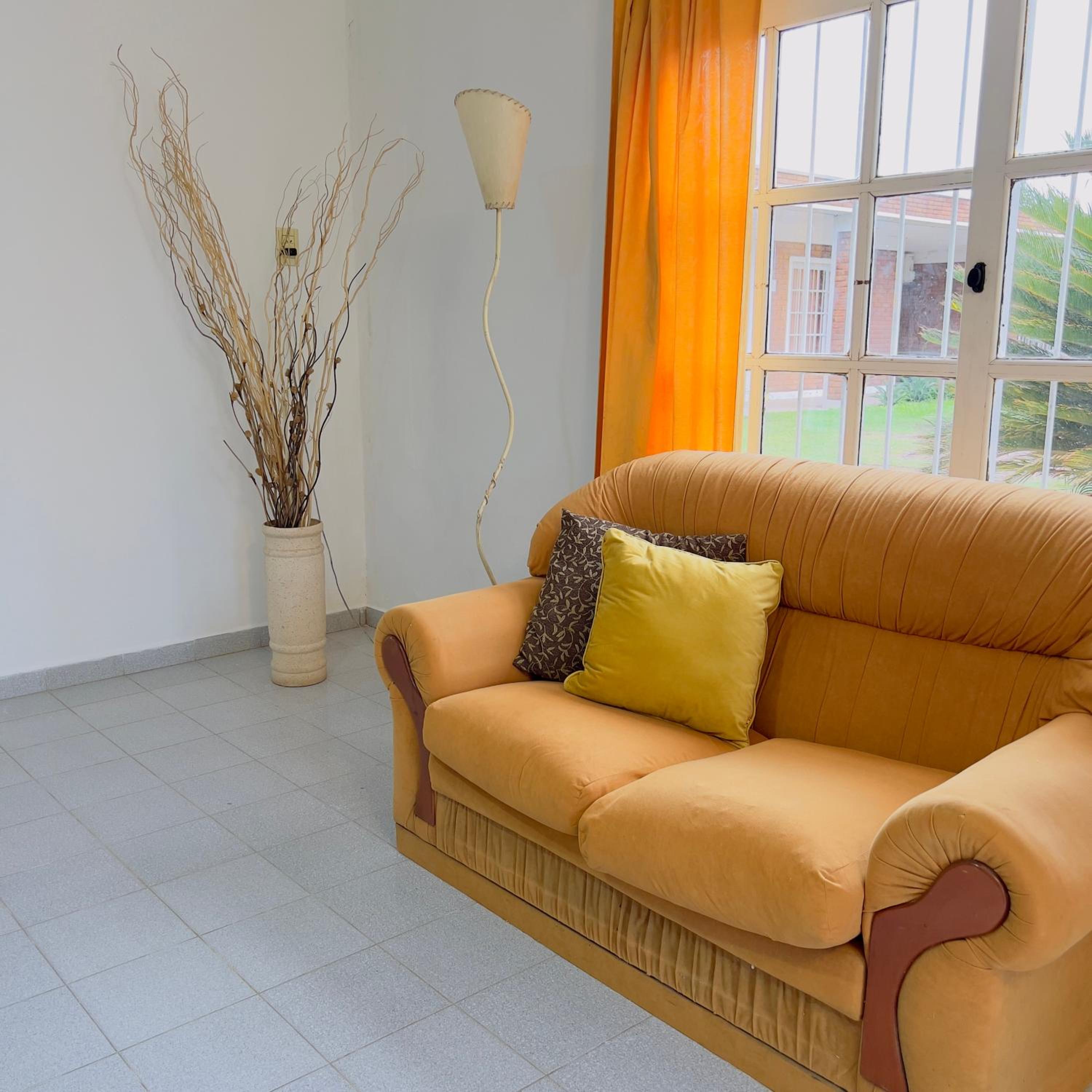 One-Bedroom House photo 2