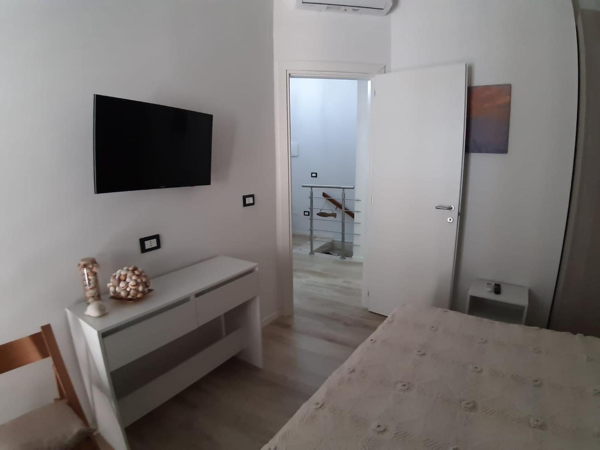 Two-Bedroom House photo 2