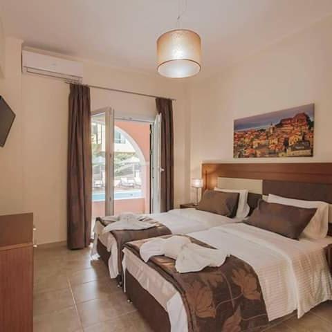 Apartment mit Poolblick