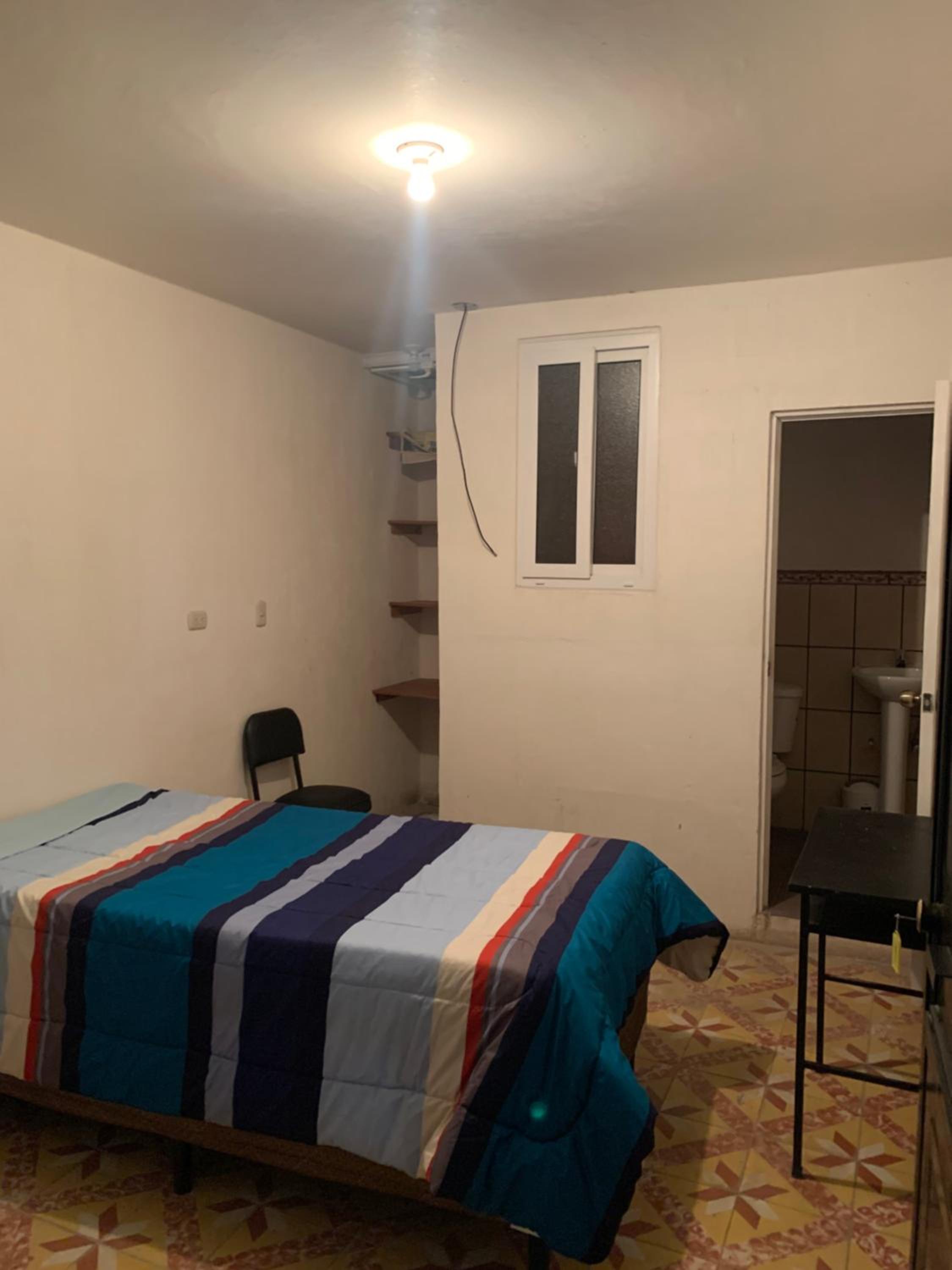 Single Room photo 1