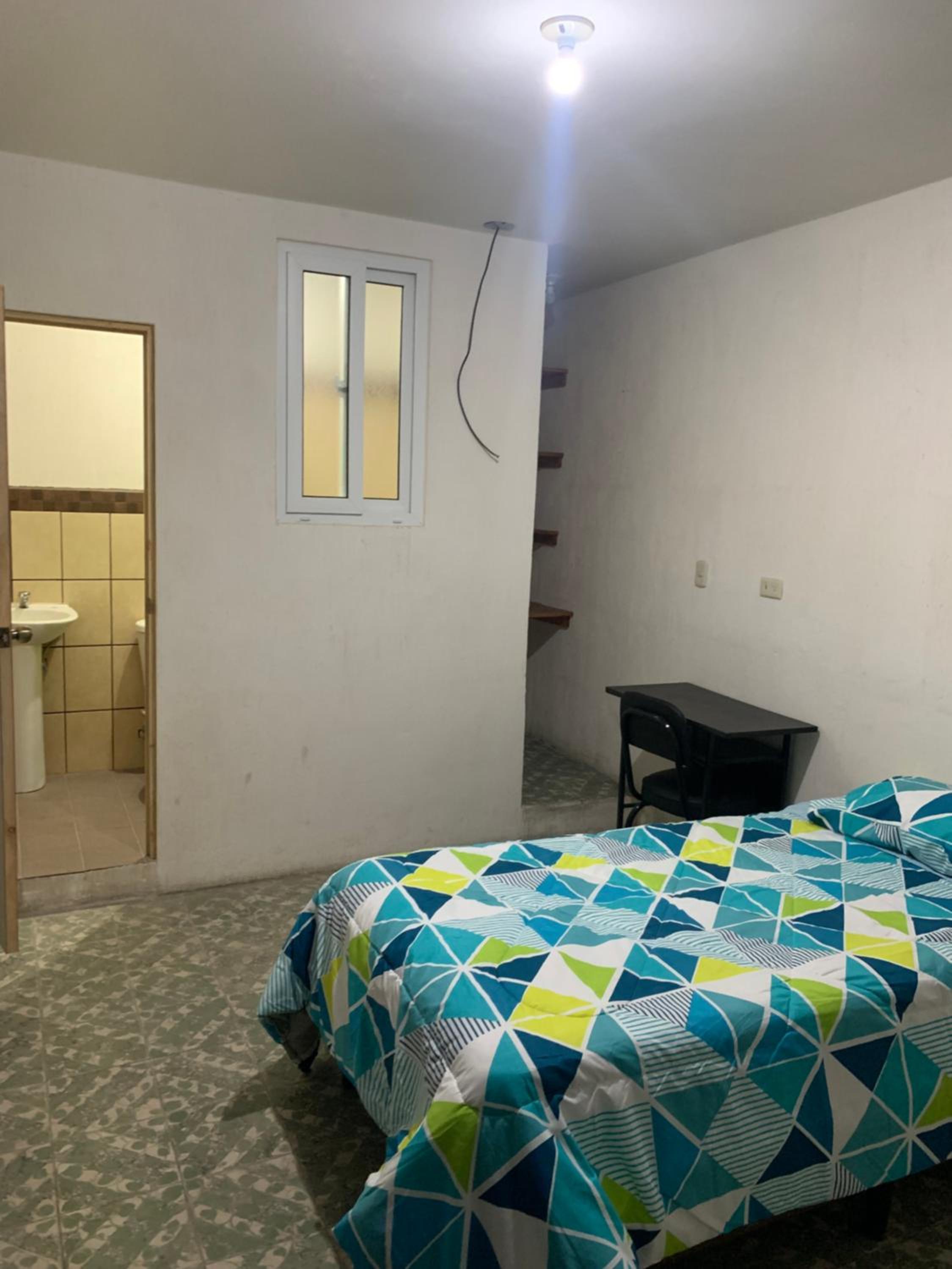Single Room photo 3