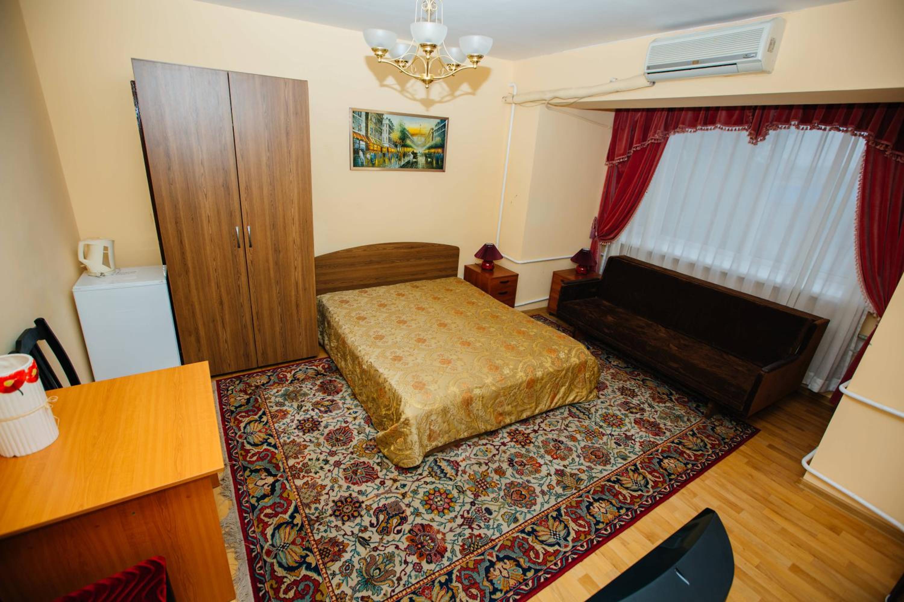 Deluxe Double Room with Extra Bed photo 3