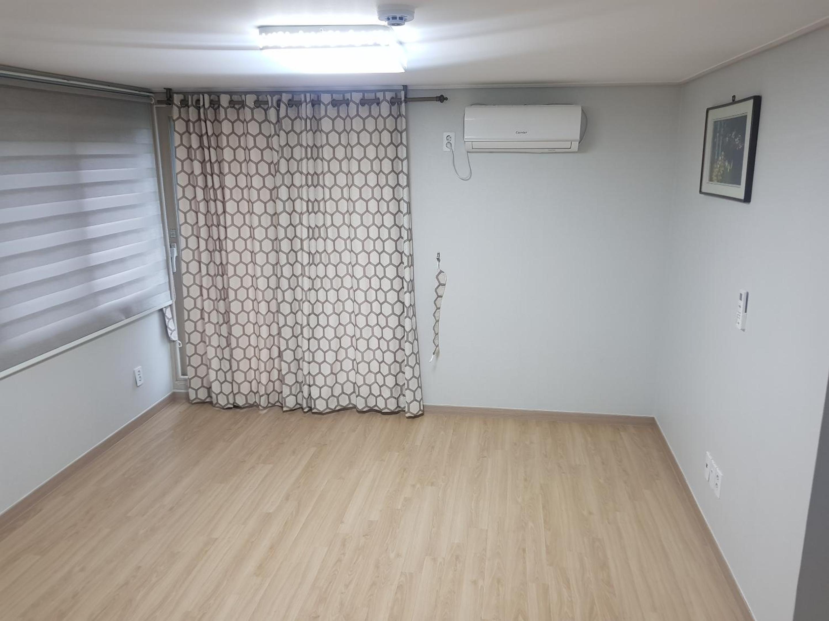 Family Room photo 1