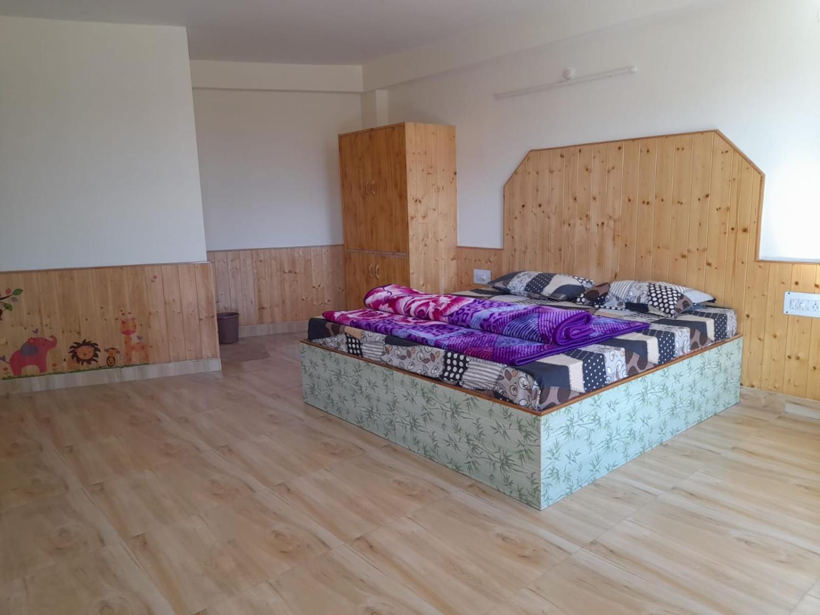 Double Room With Private Bathroom photo 1