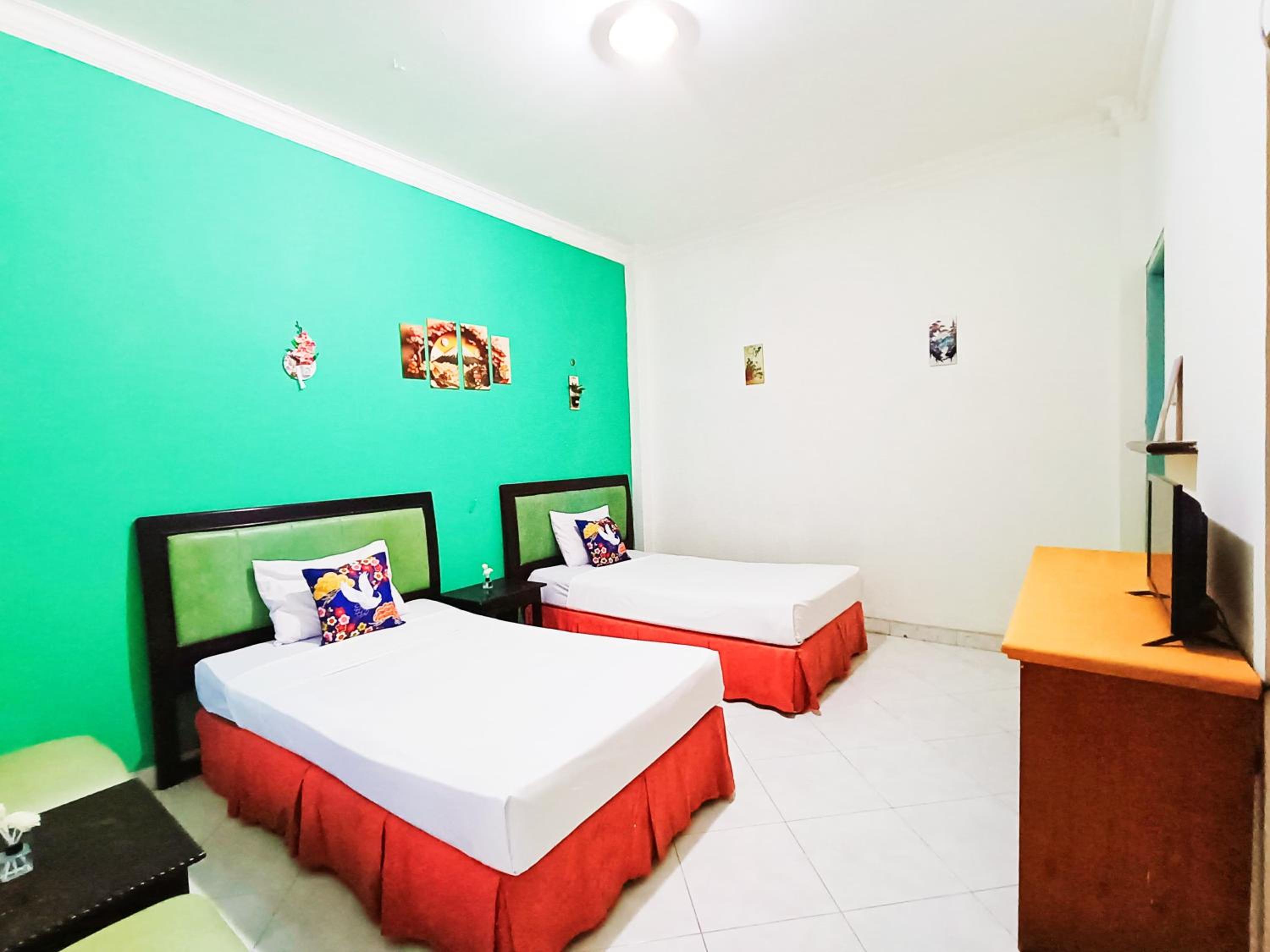 Deluxe Twin Room photo 3
