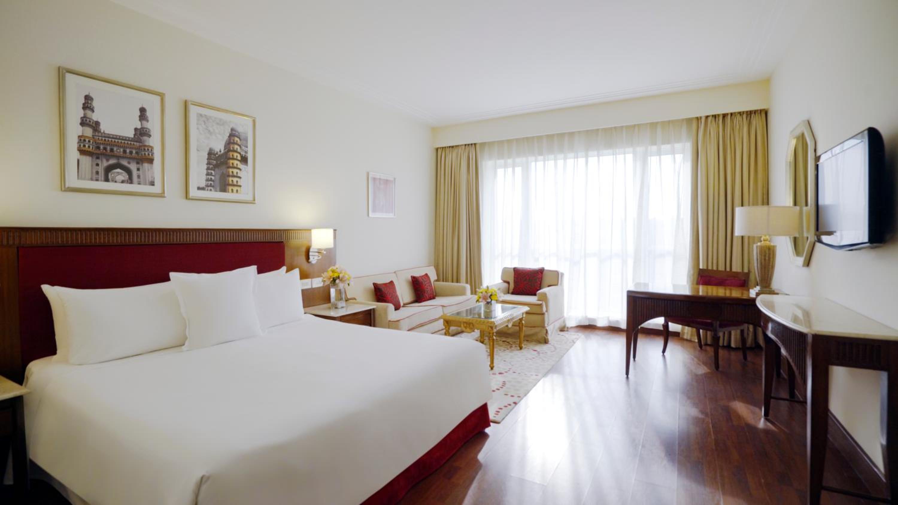 Executive Club - Photo 2