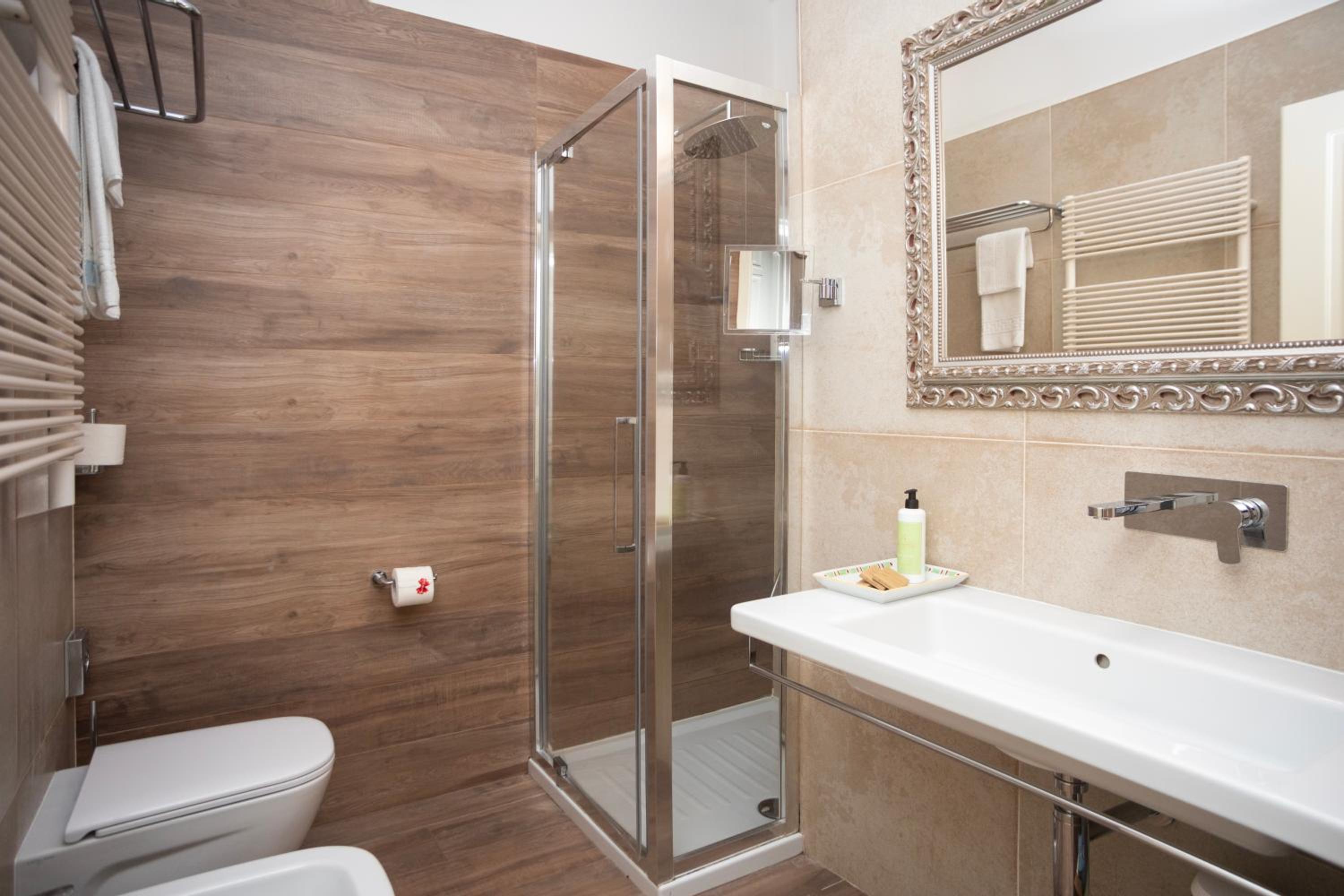 Superior Double Room - Photo 5