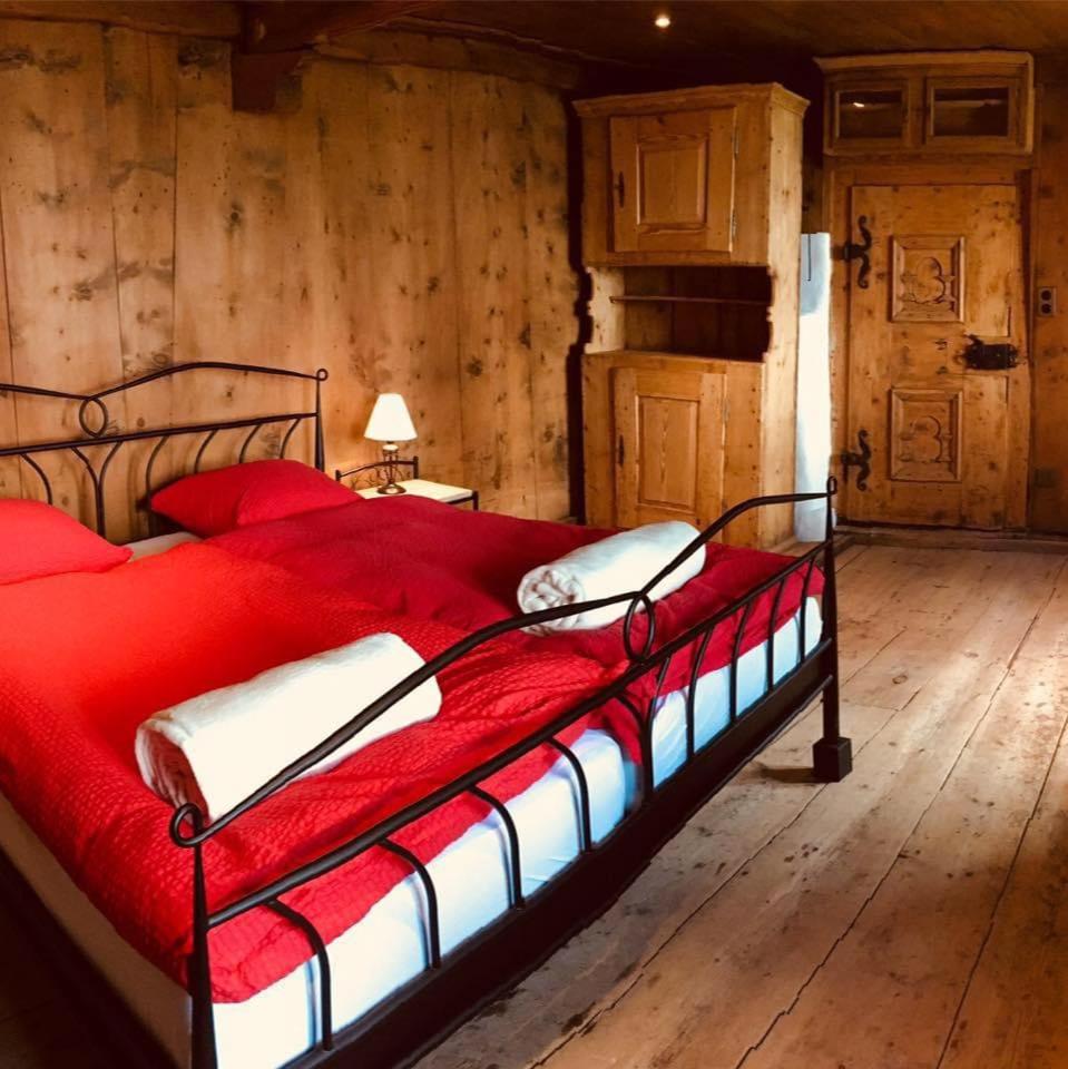 Double Room with Shared Bathroom photo 1