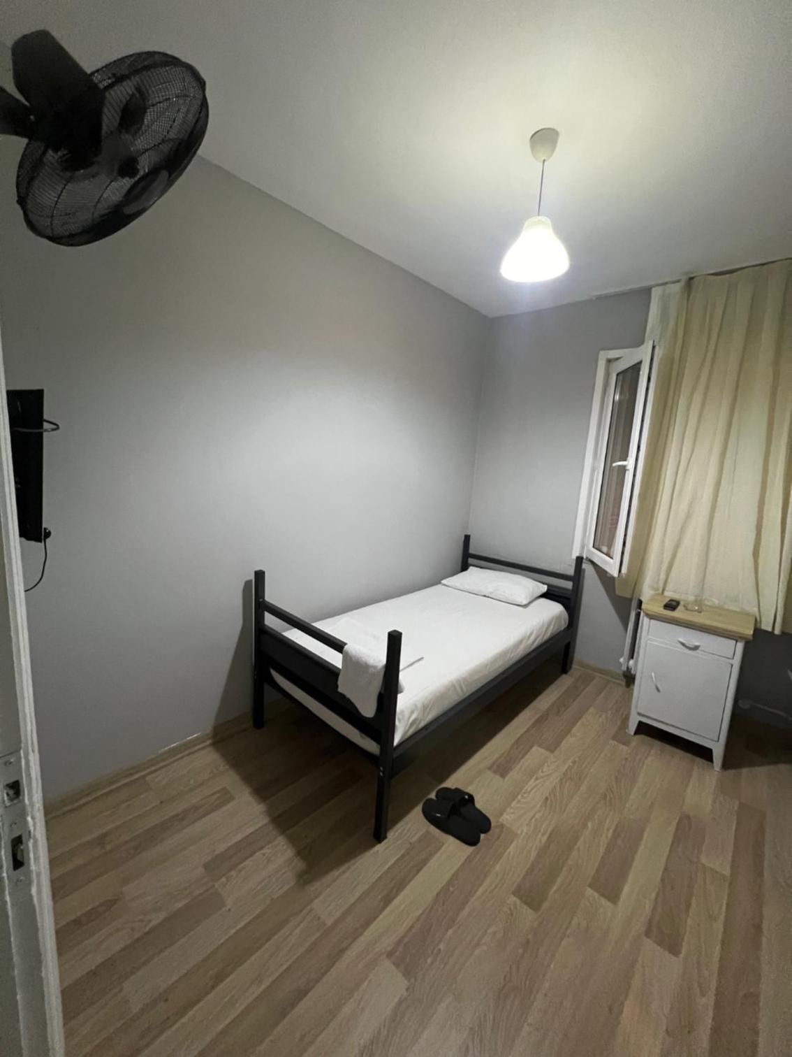 Single Room with Shared Bathroom