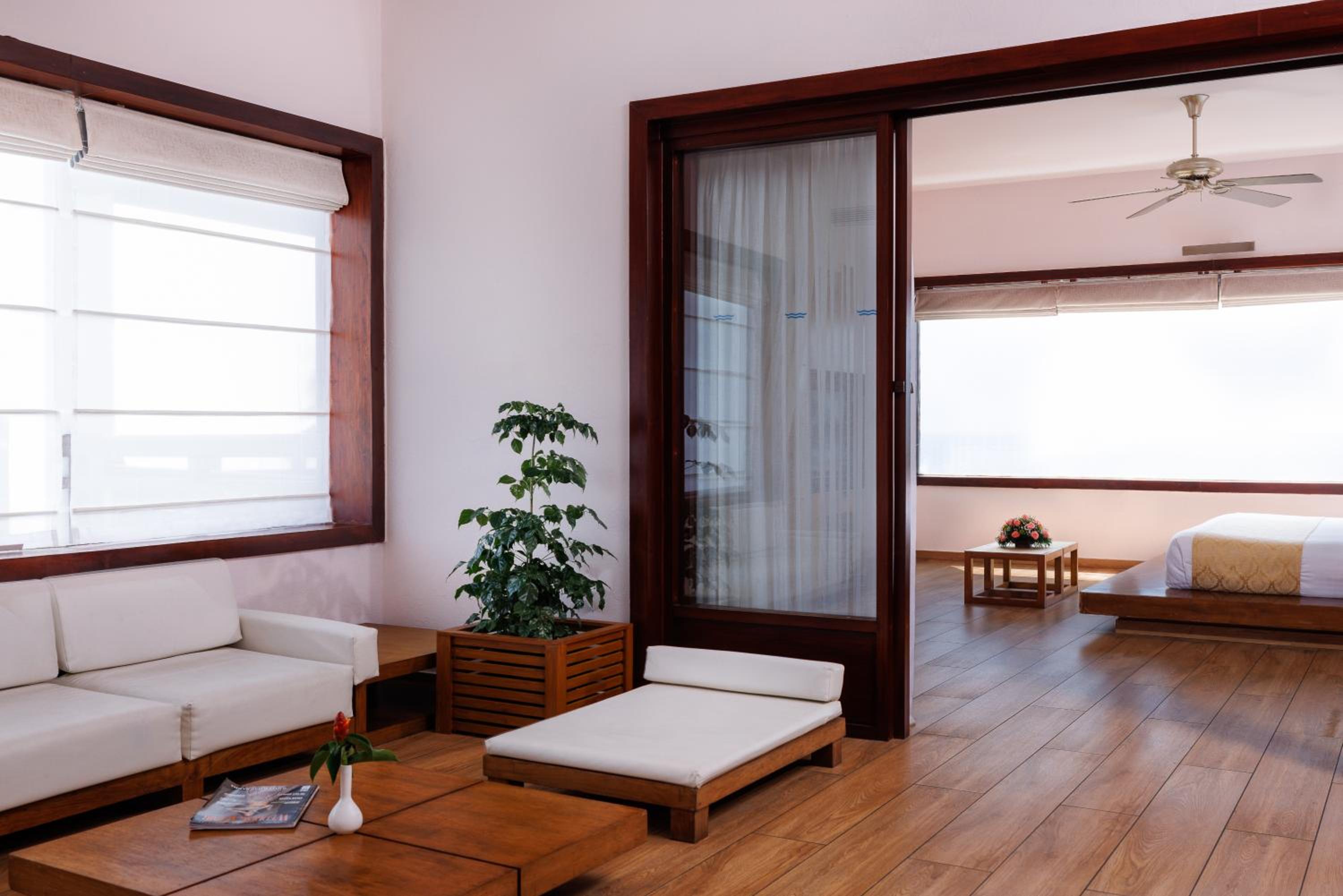Turtle Signature Suite - Photo 32