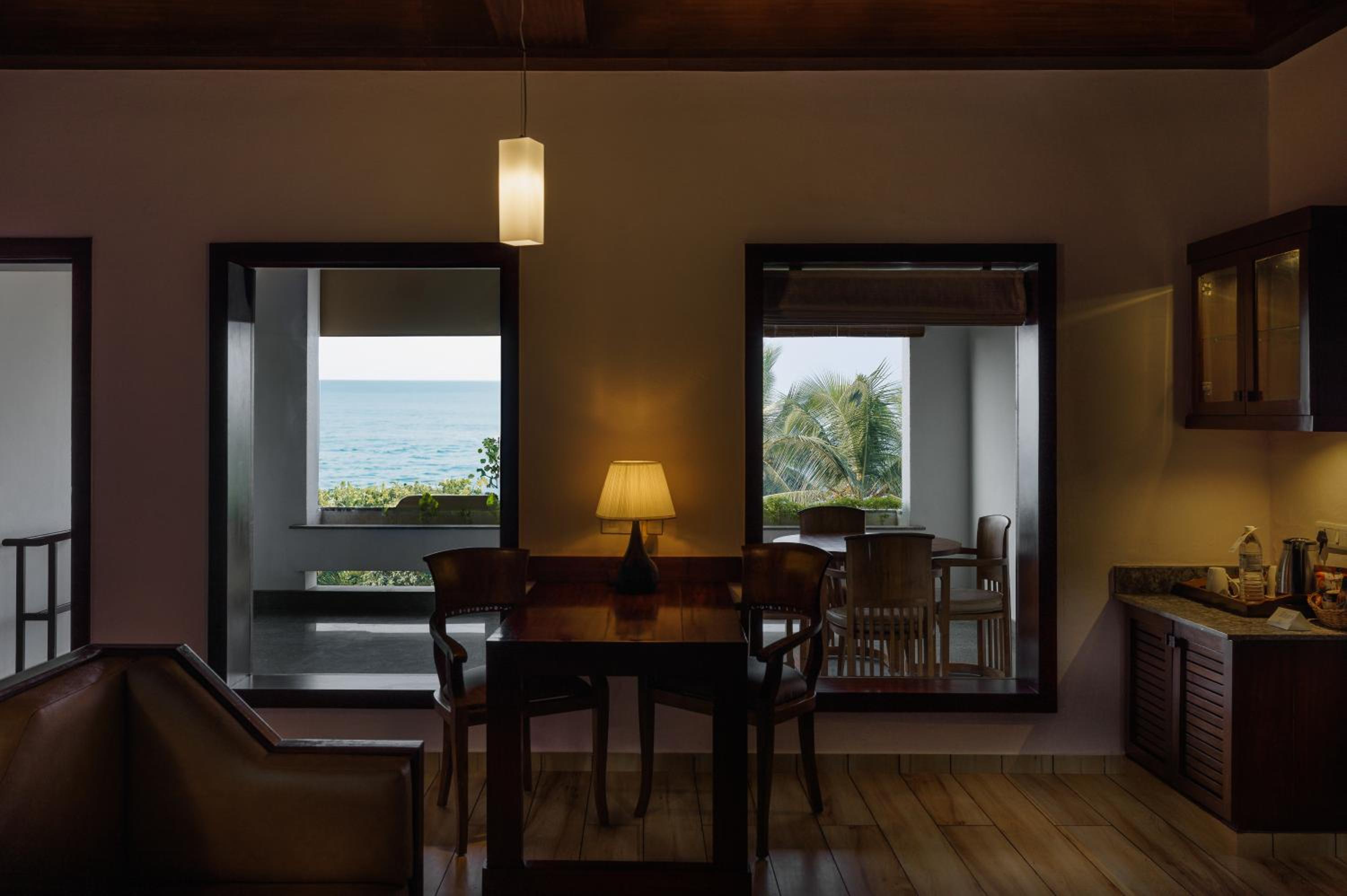 Arabian Sea View Room - Photo 3