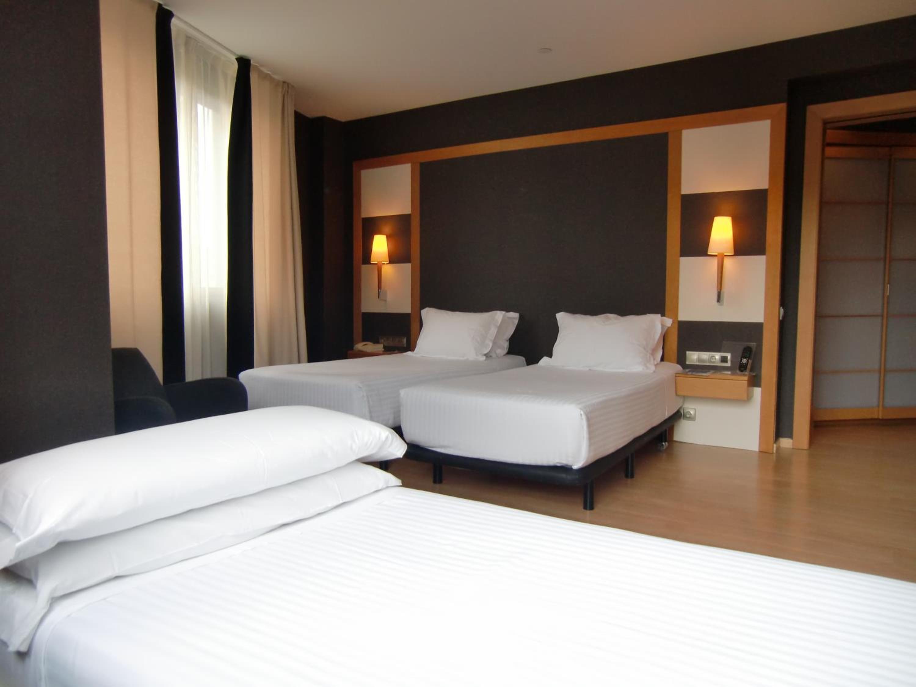 Triple Room photo 2