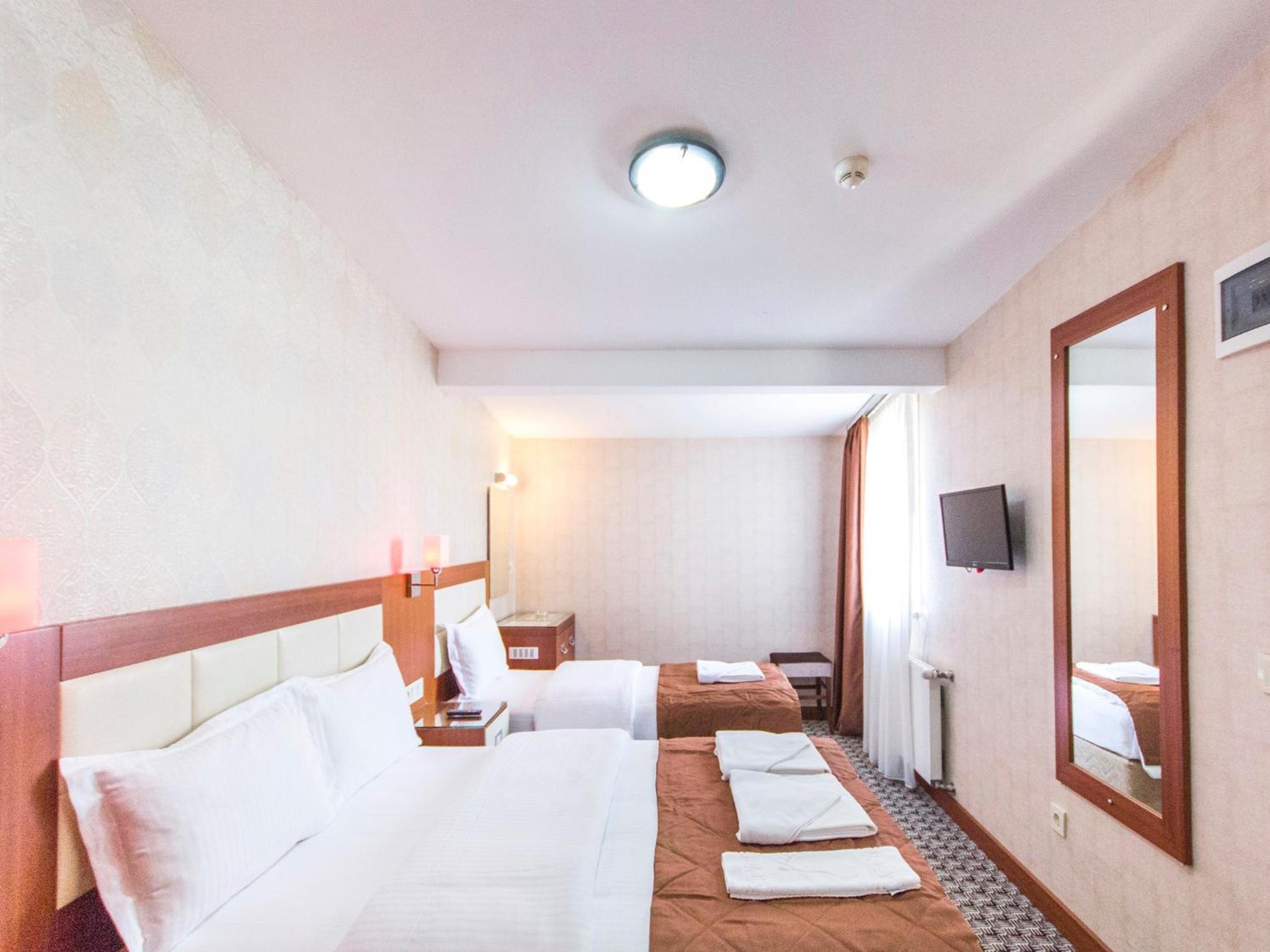Standard Triple Room photo 3