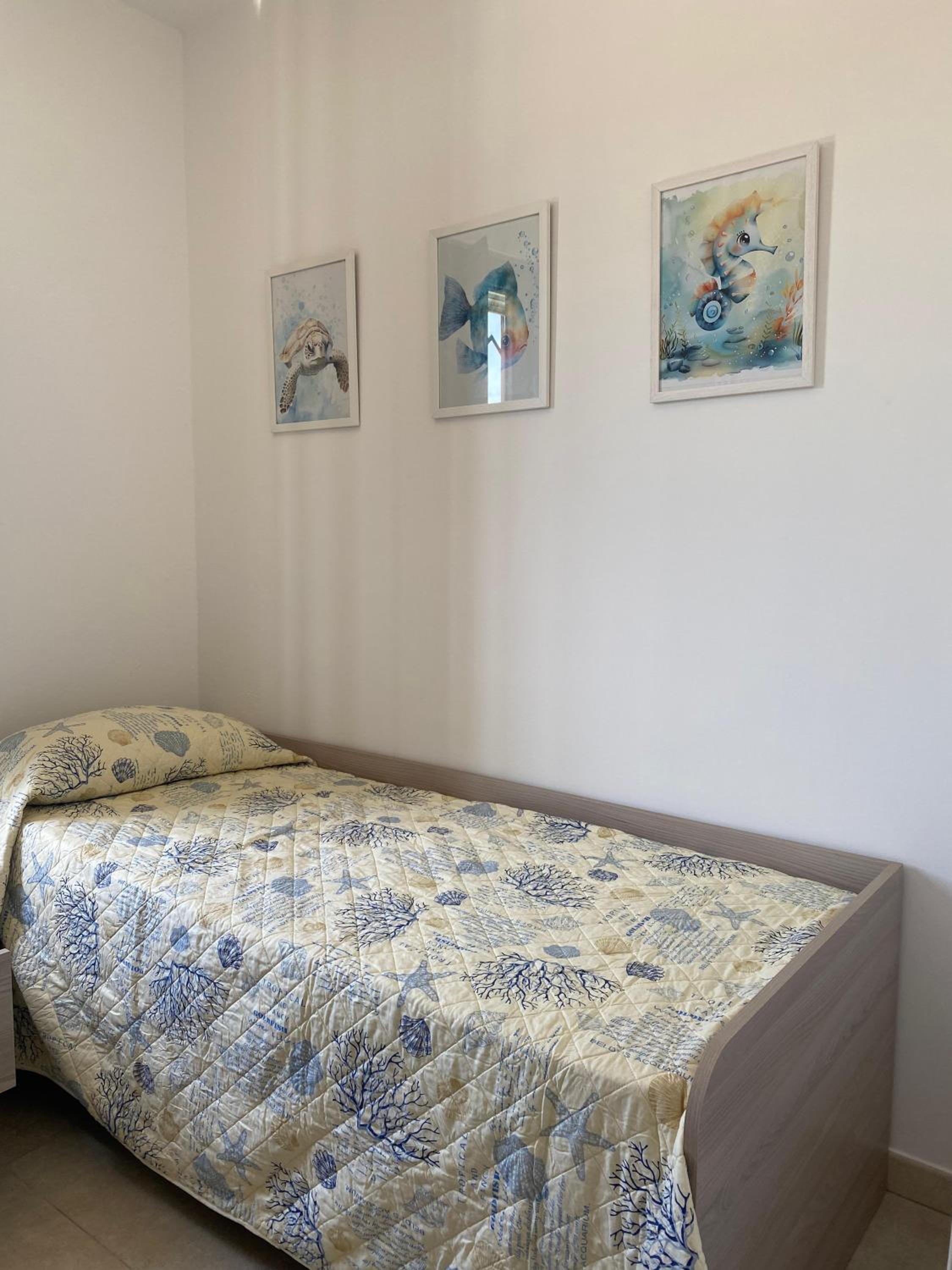 Two-Bedroom House photo 2