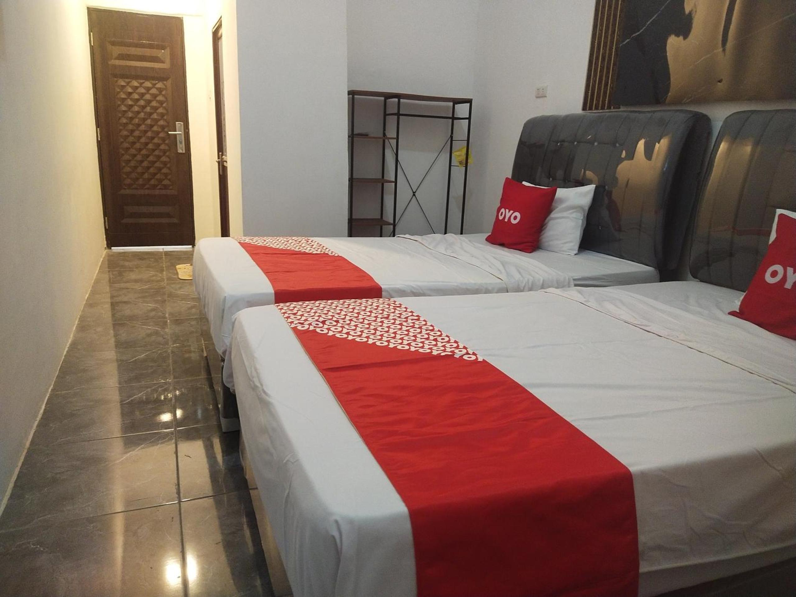 Delxue Twin Room photo 3