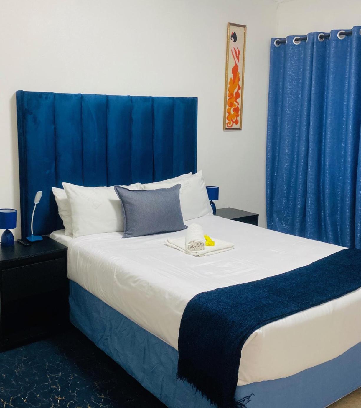 Deluxe Double Room with Bath photo 2