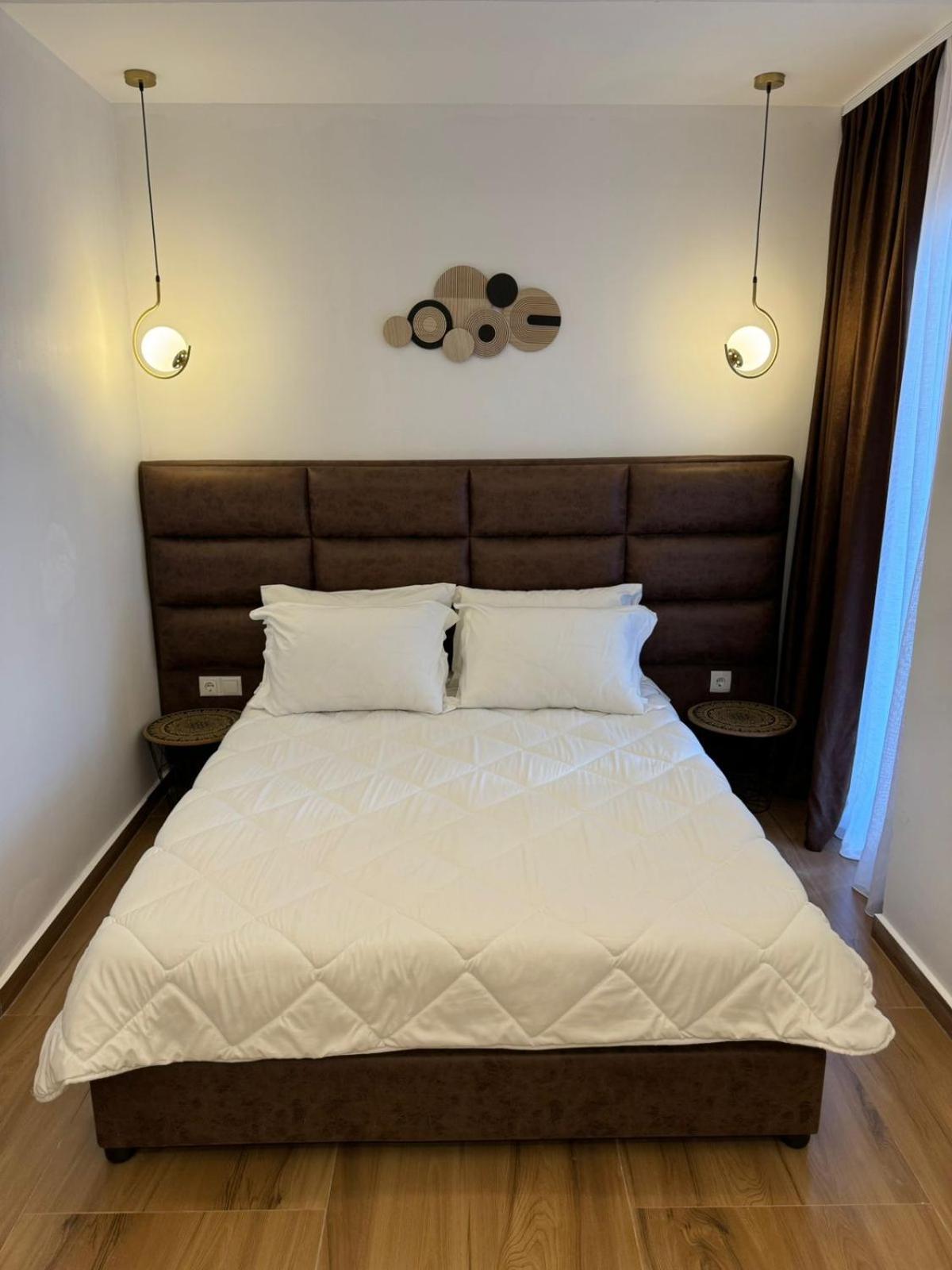 Deluxe Double Room with Balcony photo 3