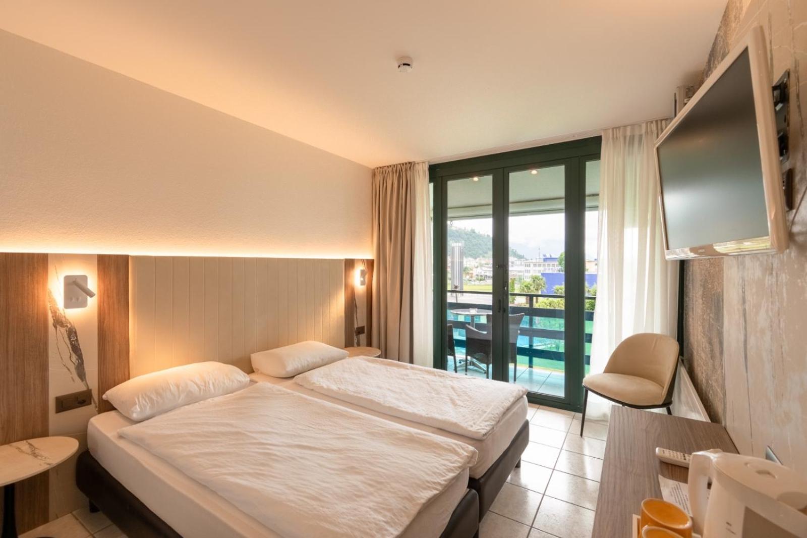 Standard Double or Twin Room with Garden View photo 3