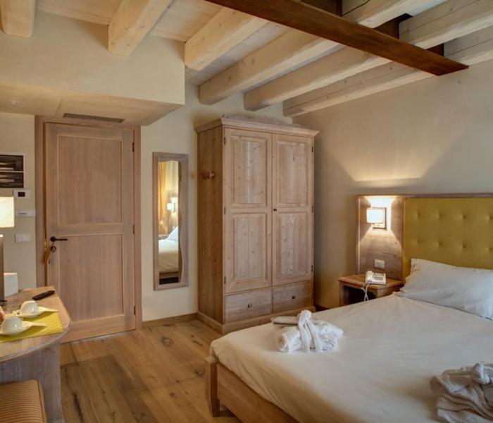 Deluxe Double Room - Photo 4