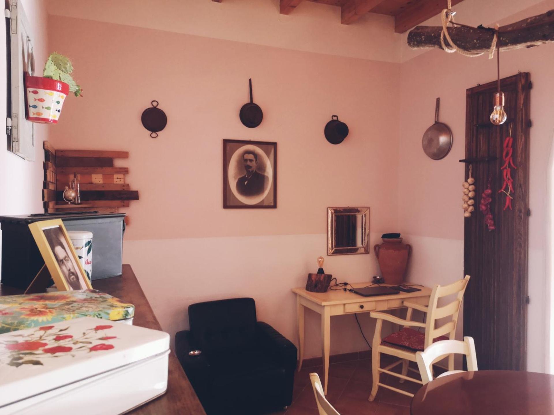 Triple Room With Private Bathroom photo 2