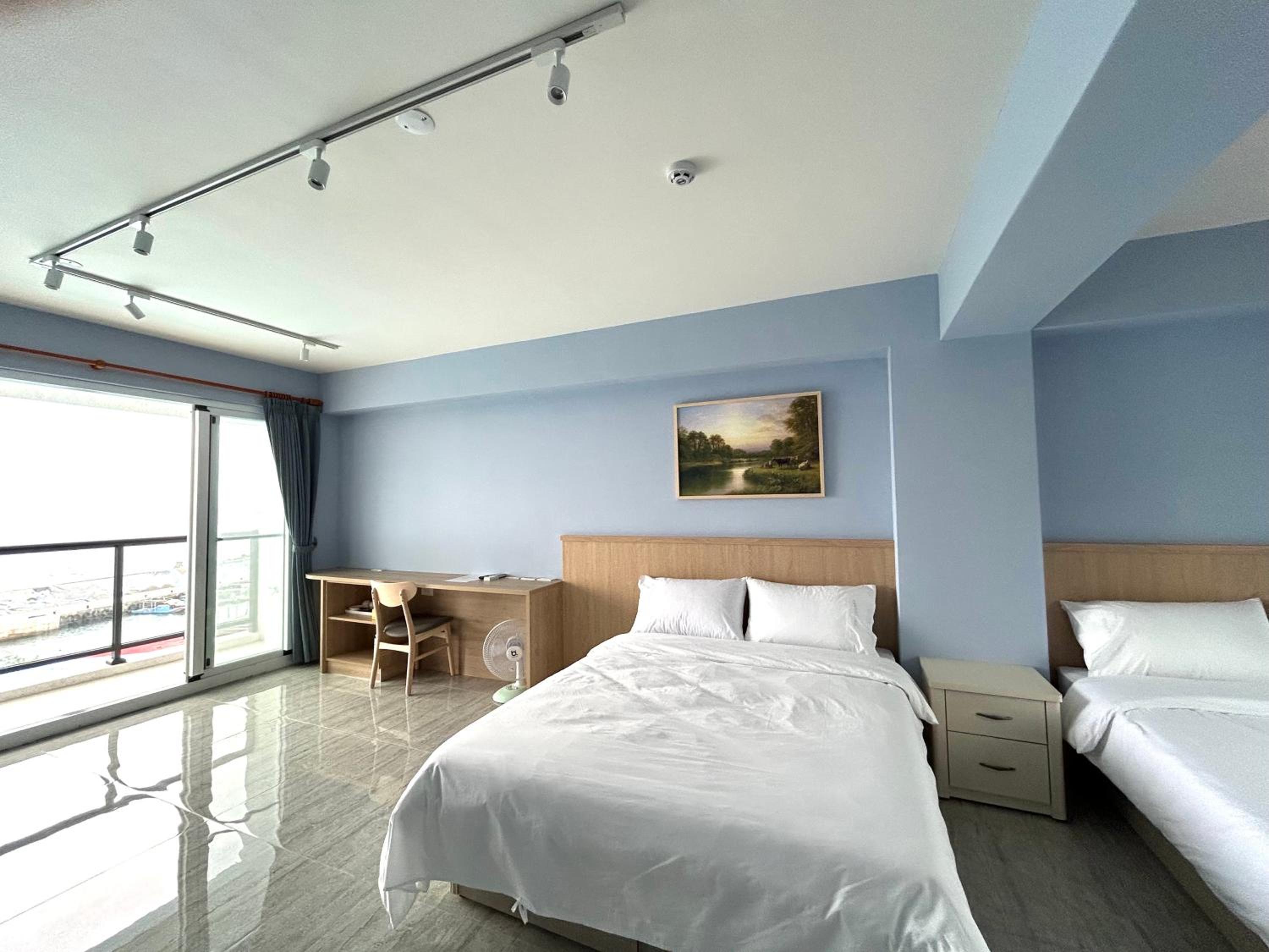 Quadruple Room with Sea View photo 1