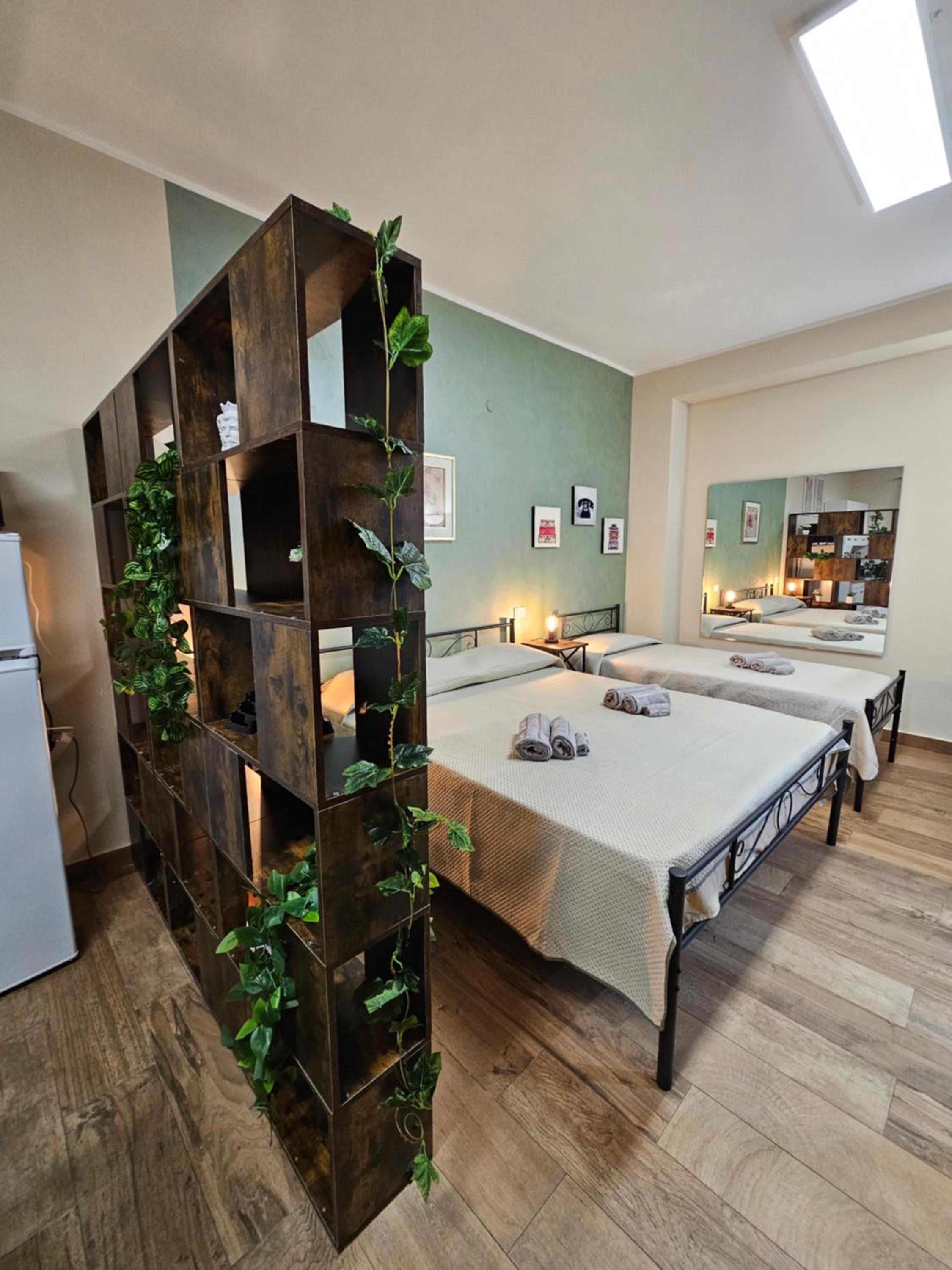 One-Bedroom House photo 1