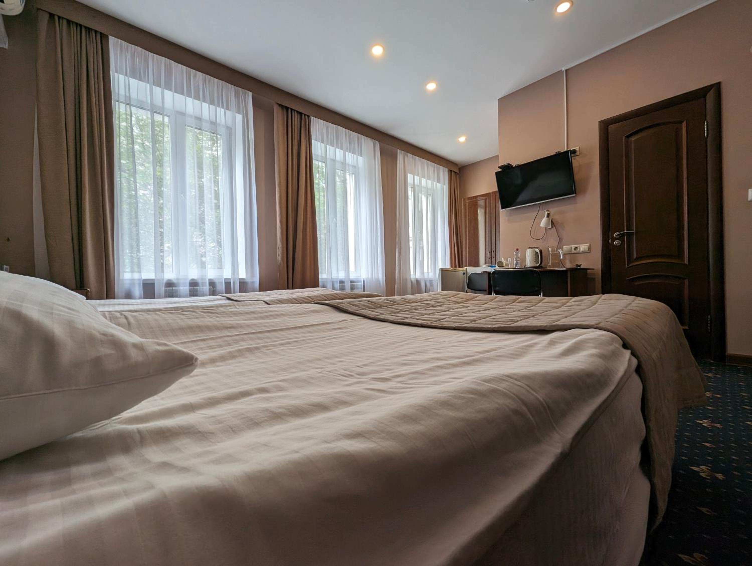 Standard Twin Room photo 2