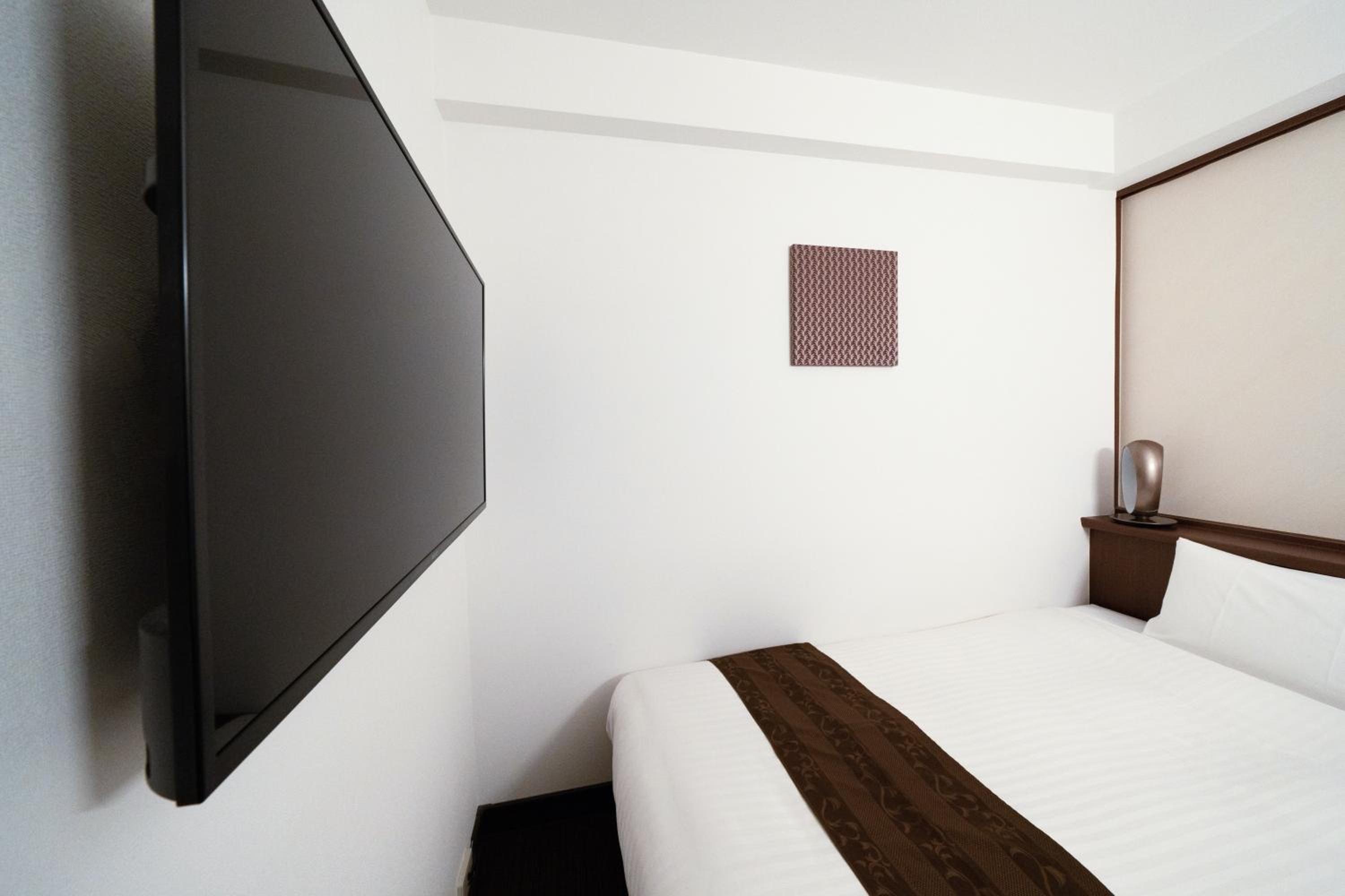 Double Room - Smoking - Photo 1