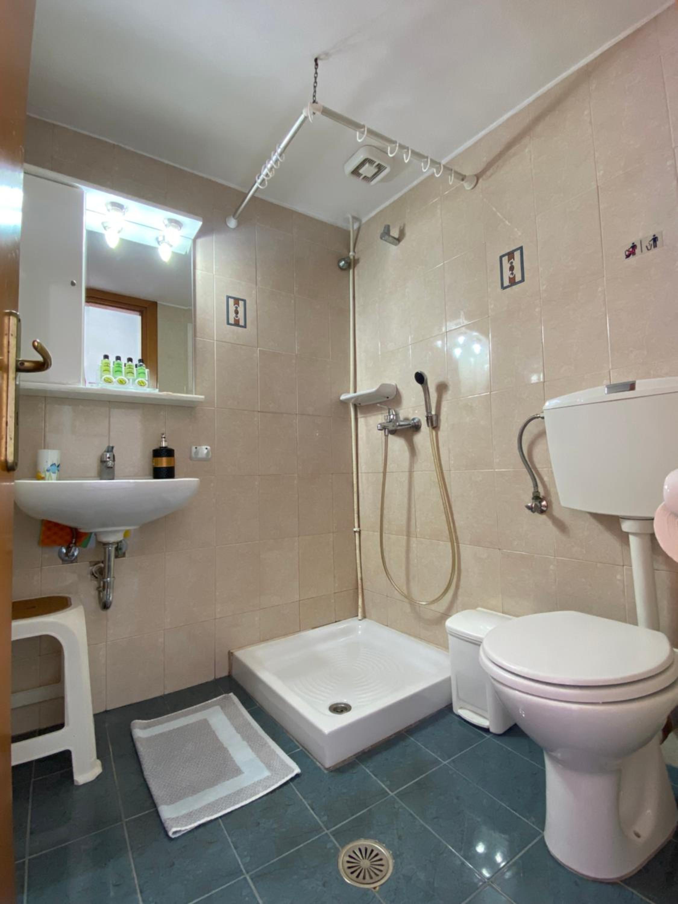 Triple Room with Shower photo 2