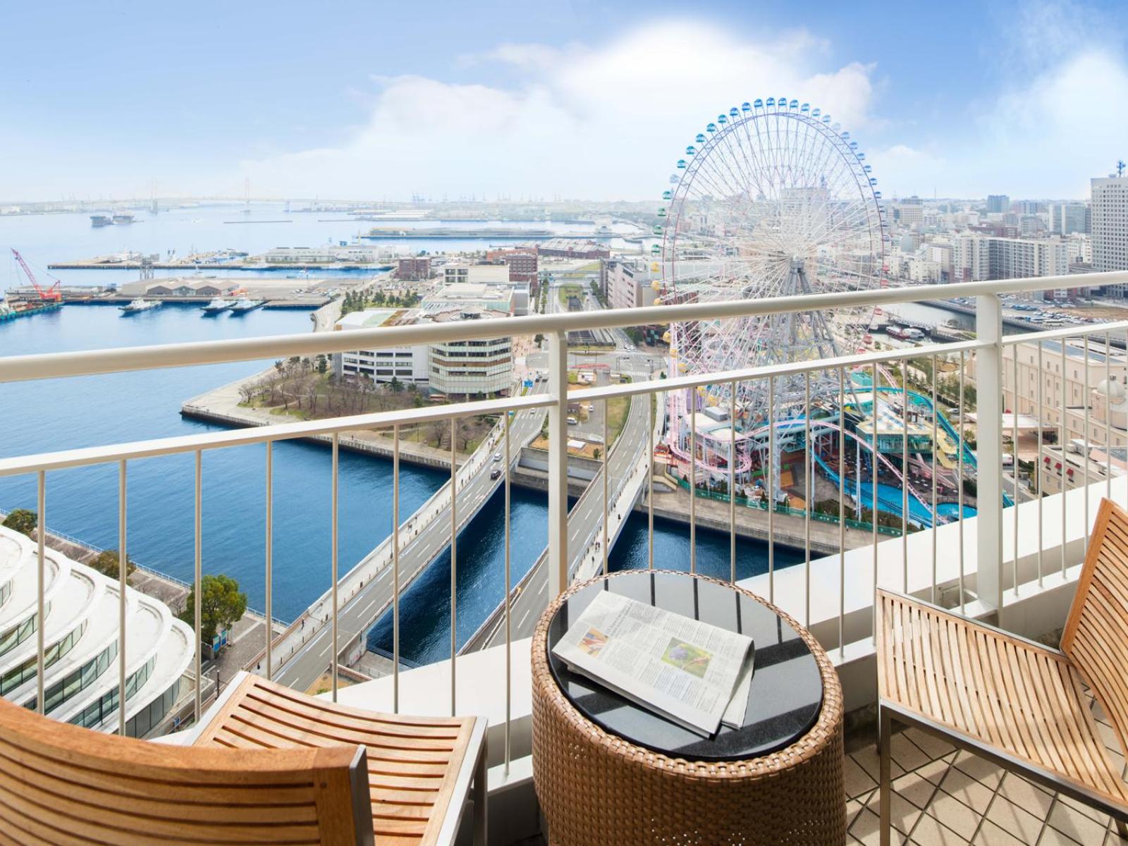 Executive Twin Room with Bay View - Smoking - Photo 3
