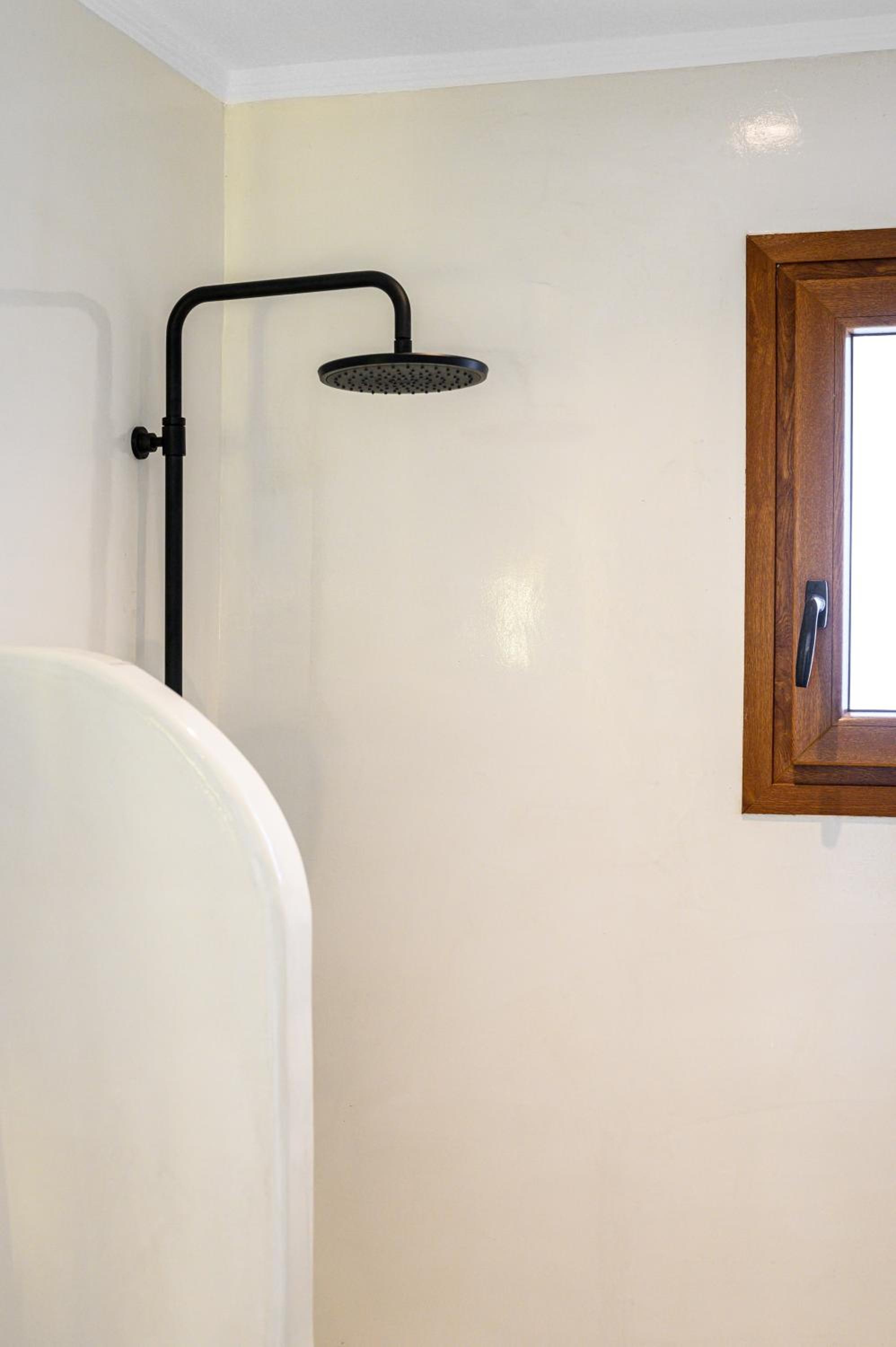 Superior Suite with Outdoor Hot Tub & Sea View - Photo 23