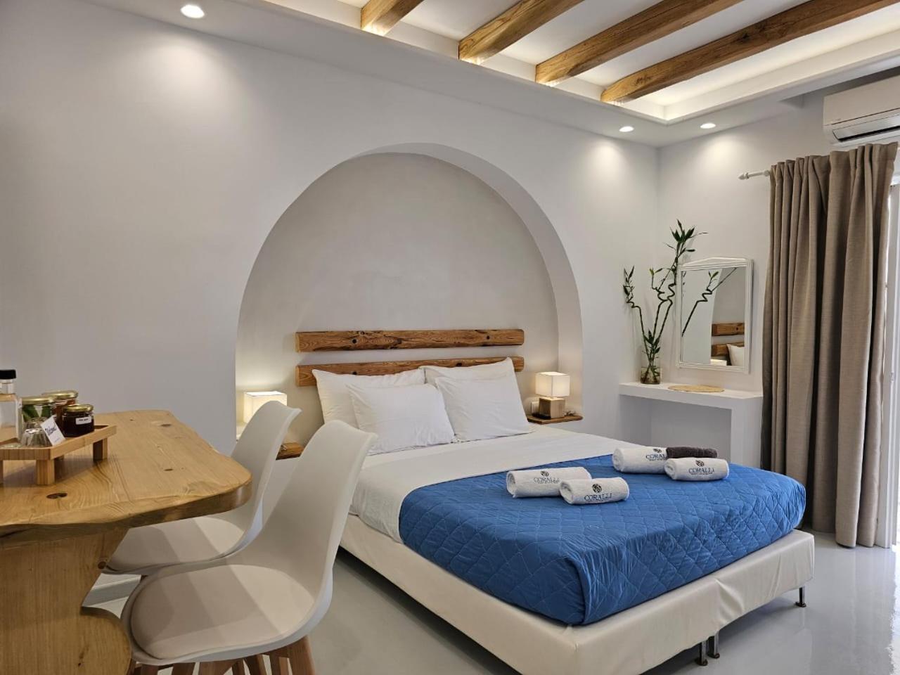 Junior Suite with outdoor Jacuzzi