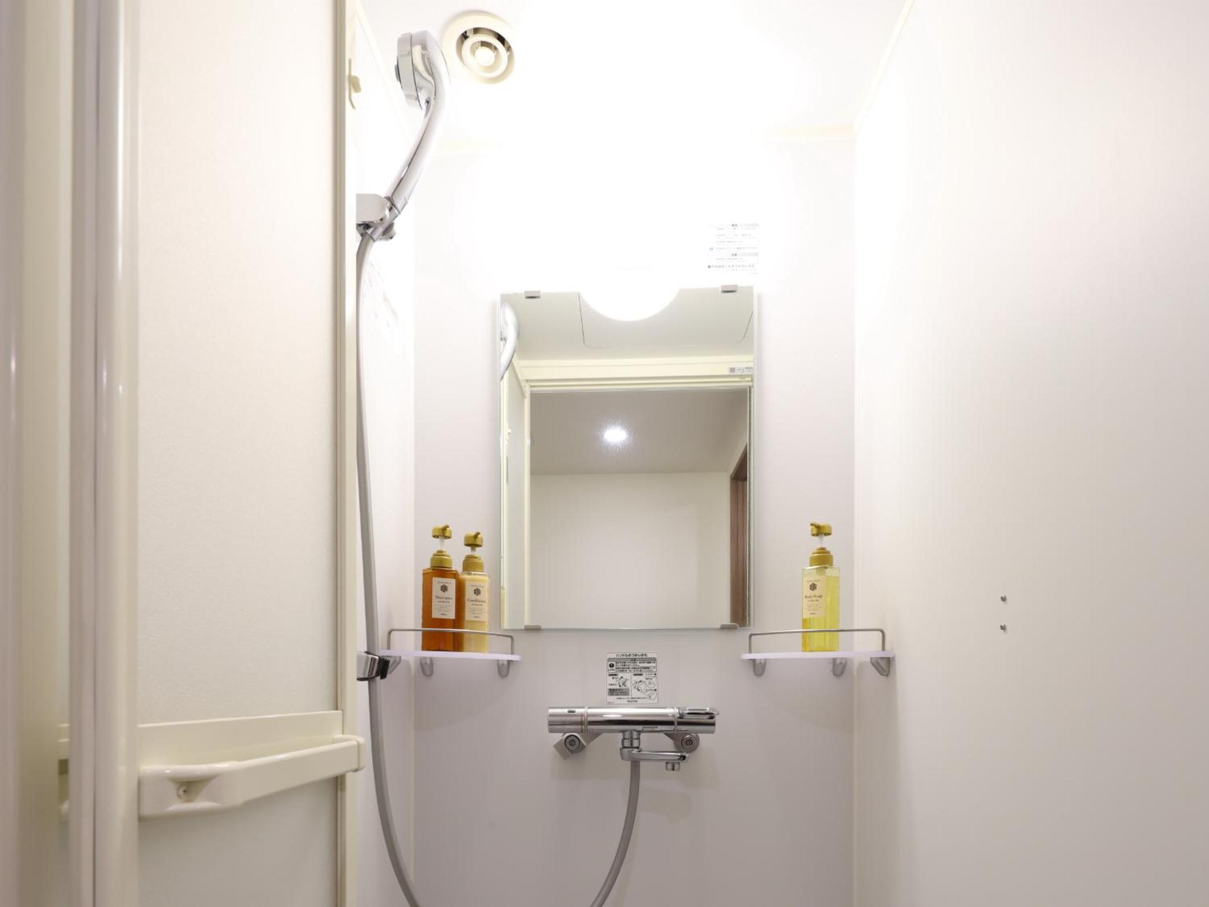 Double Room for Single Use - Non-Smoking photo 3