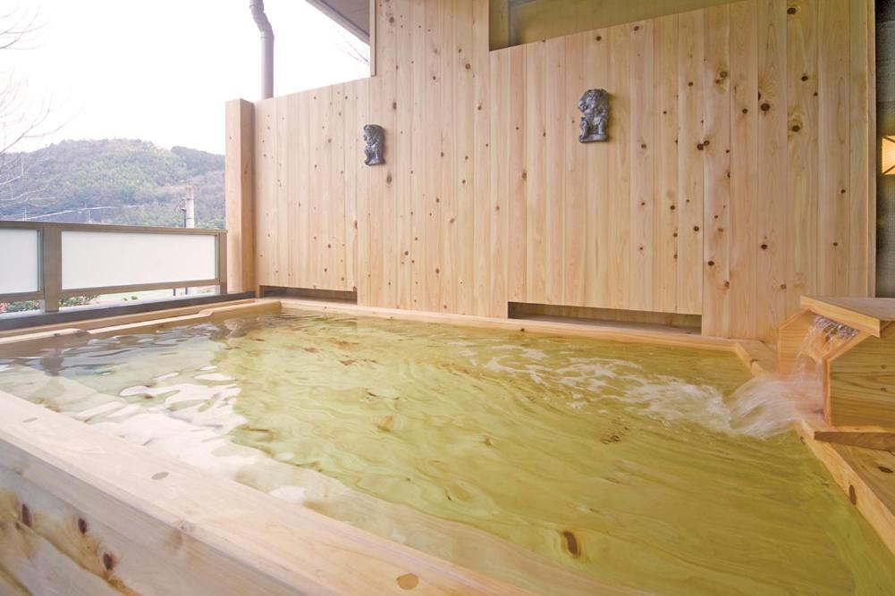 Double Room with Shower - Non-Smoking  photo 3
