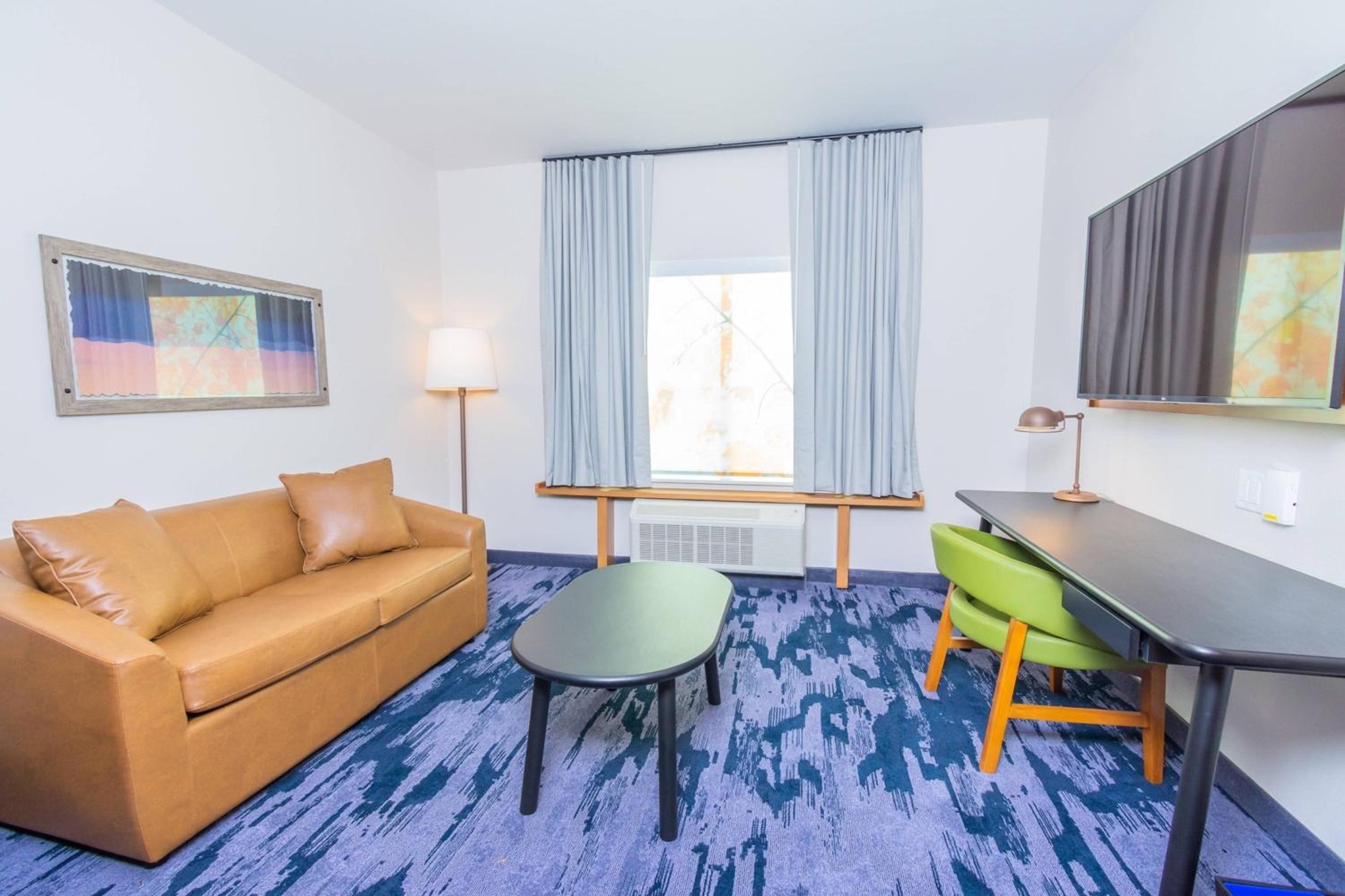 King Suite with Sofa Bed - Photo 3