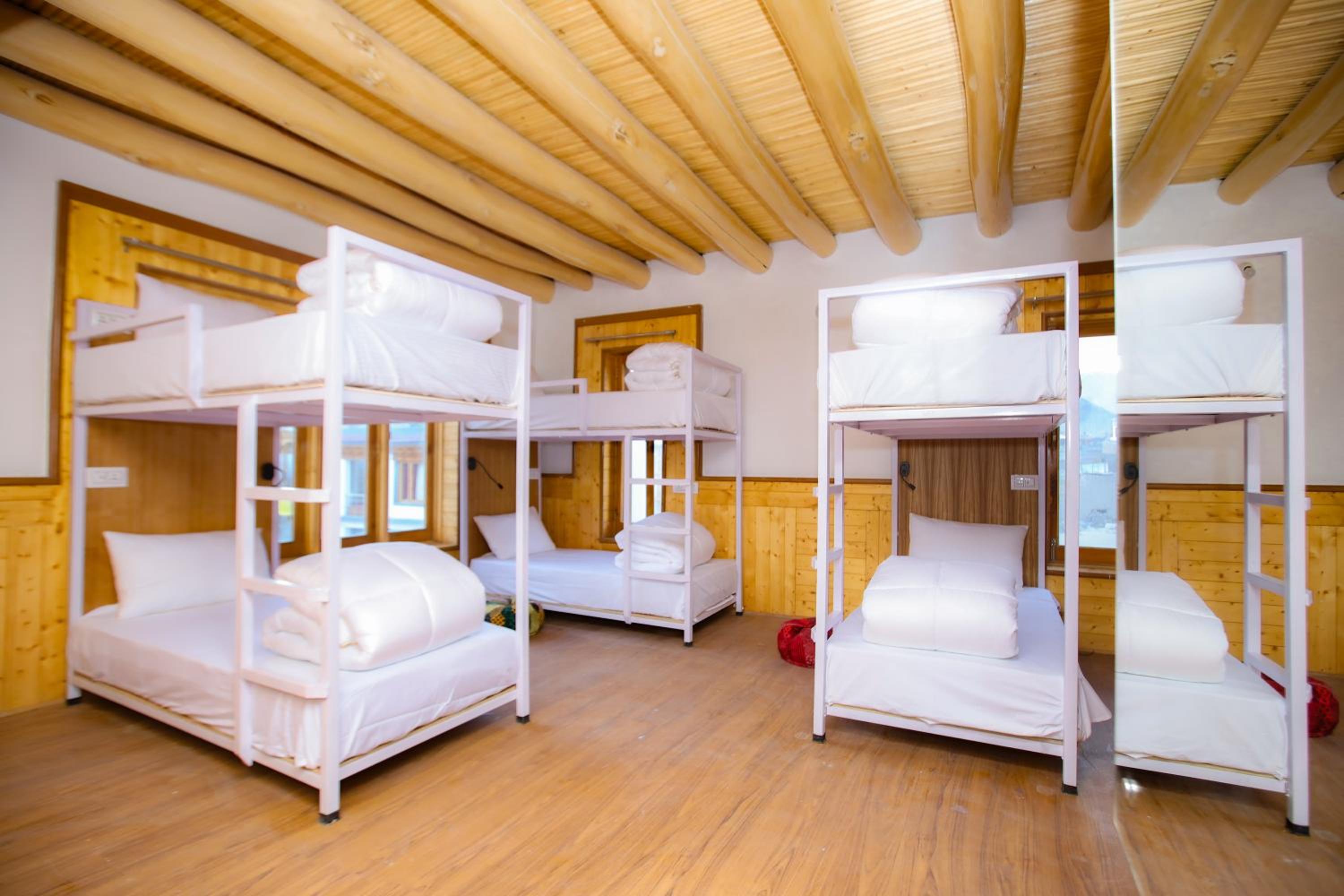 Female Dormitory Room photo 1