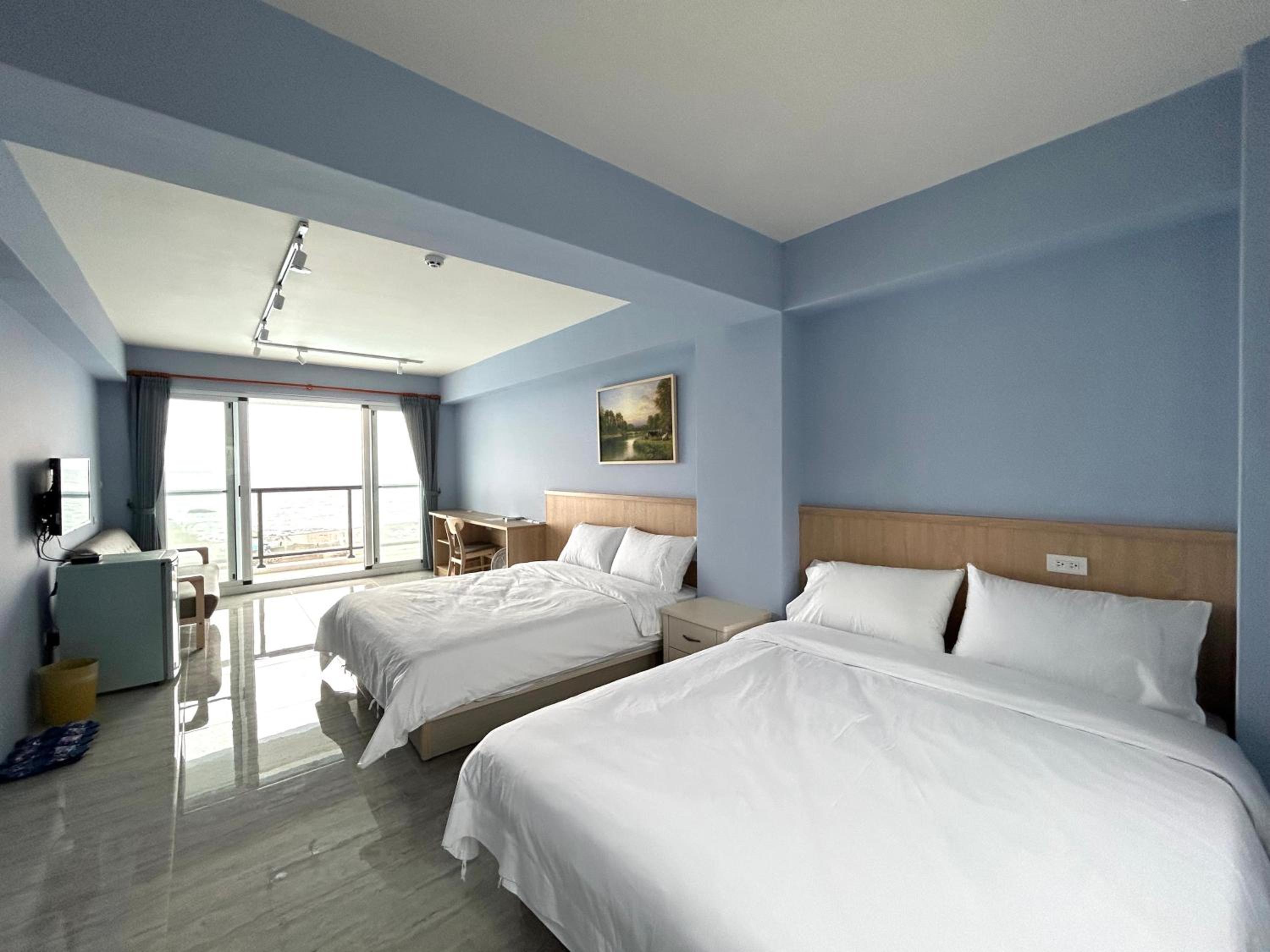 Quadruple Room with Sea View photo 3